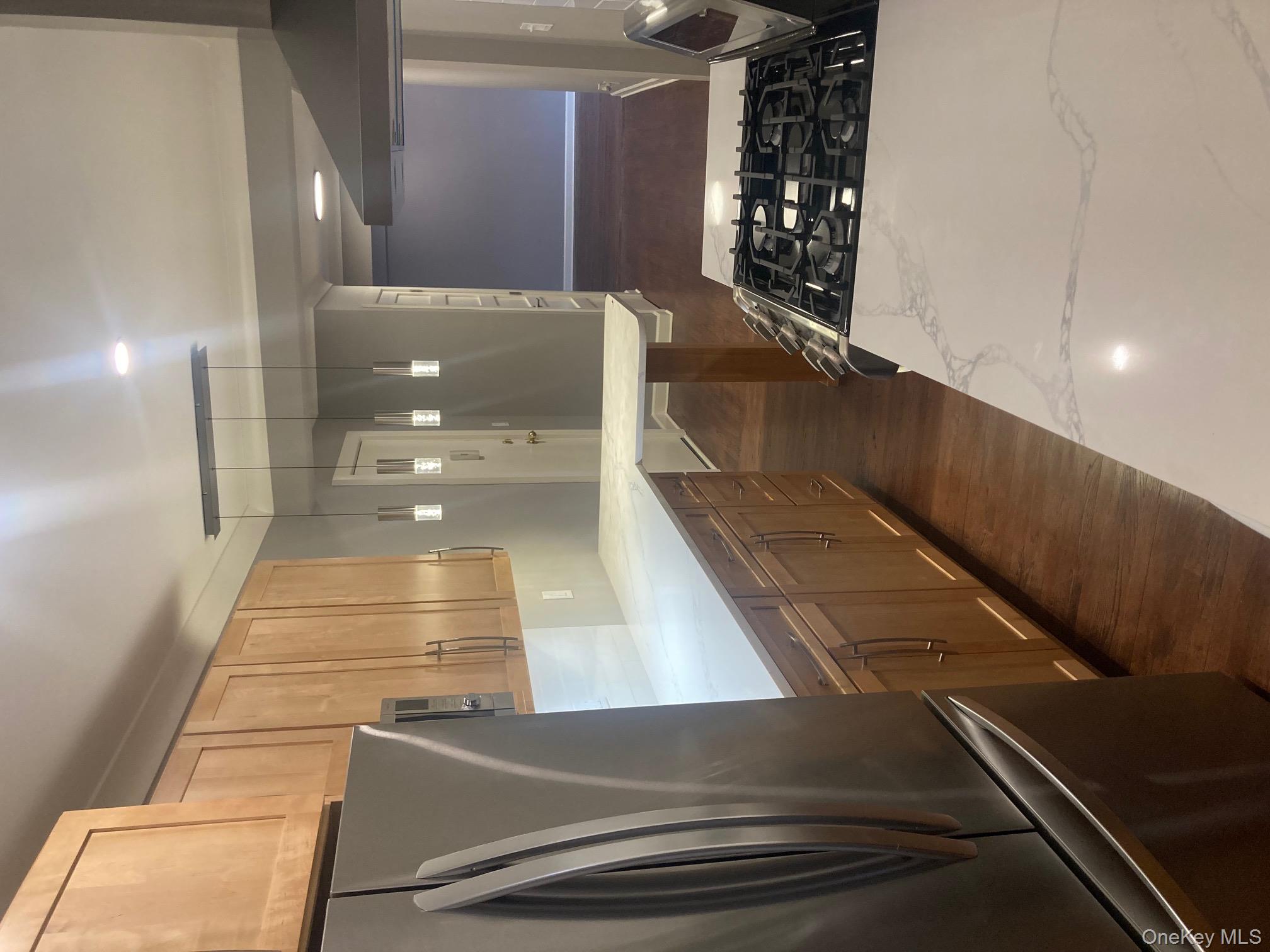 #10 photo, 1133 Midland Avenue, Bronxville , NY 10708