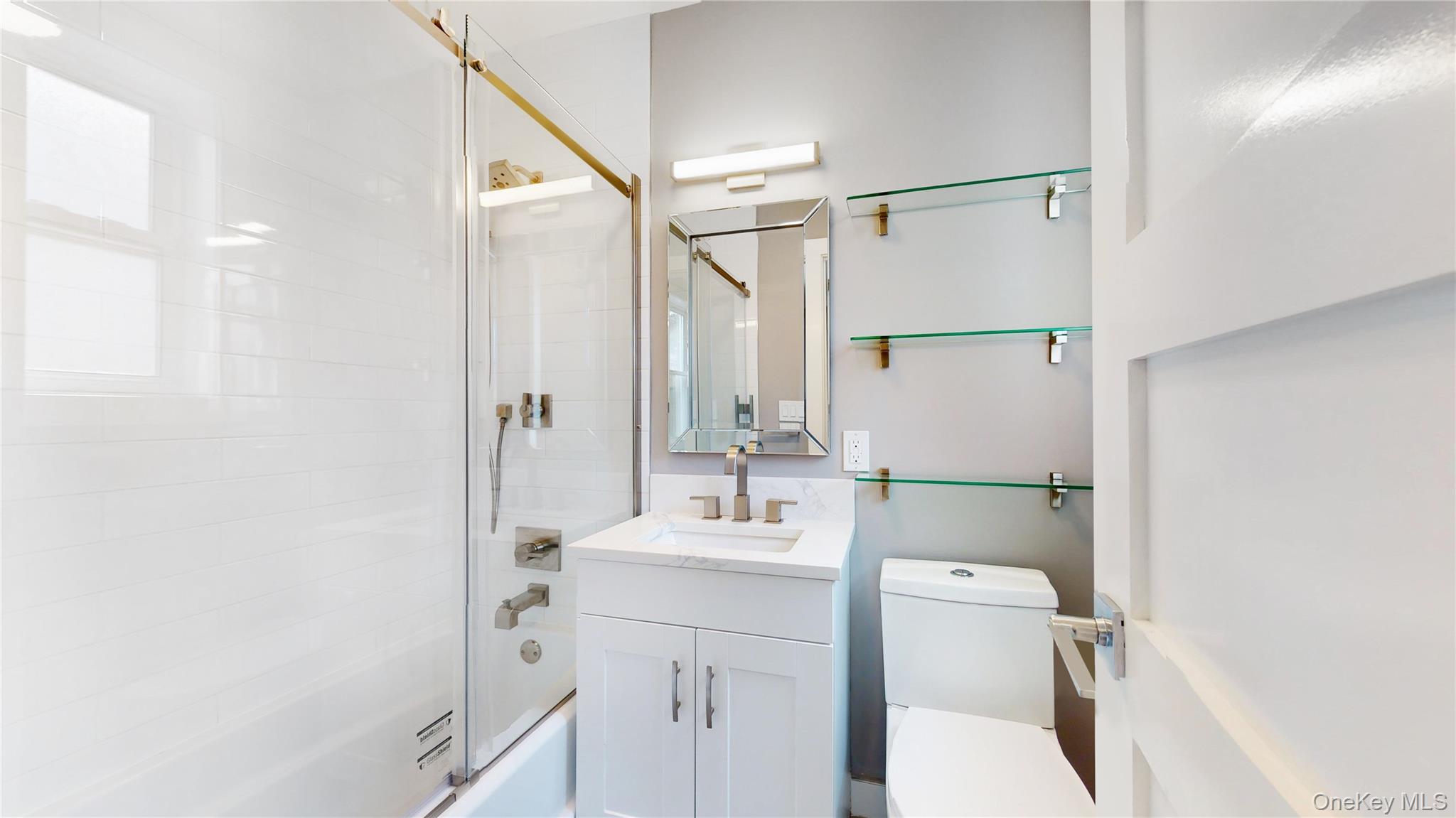 #15 photo, 1133 Midland Avenue, Bronxville , NY 10708