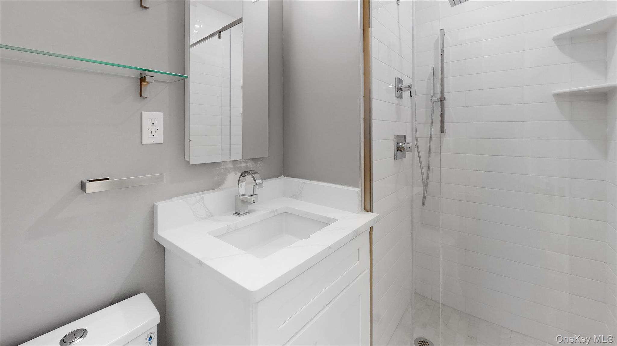 #20 photo, 1133 Midland Avenue, Bronxville , NY 10708