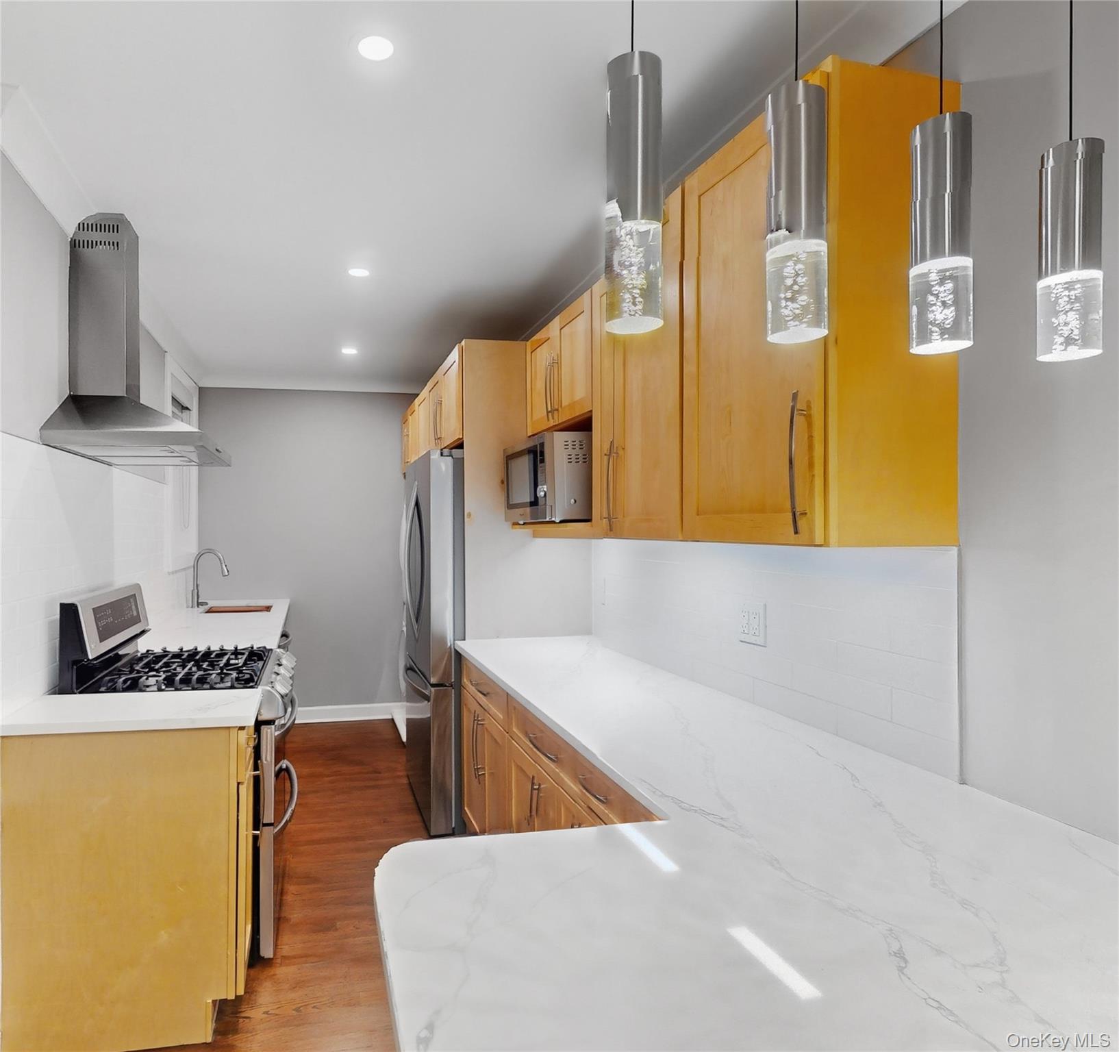 #8 photo, 1133 Midland Avenue, Bronxville , NY 10708