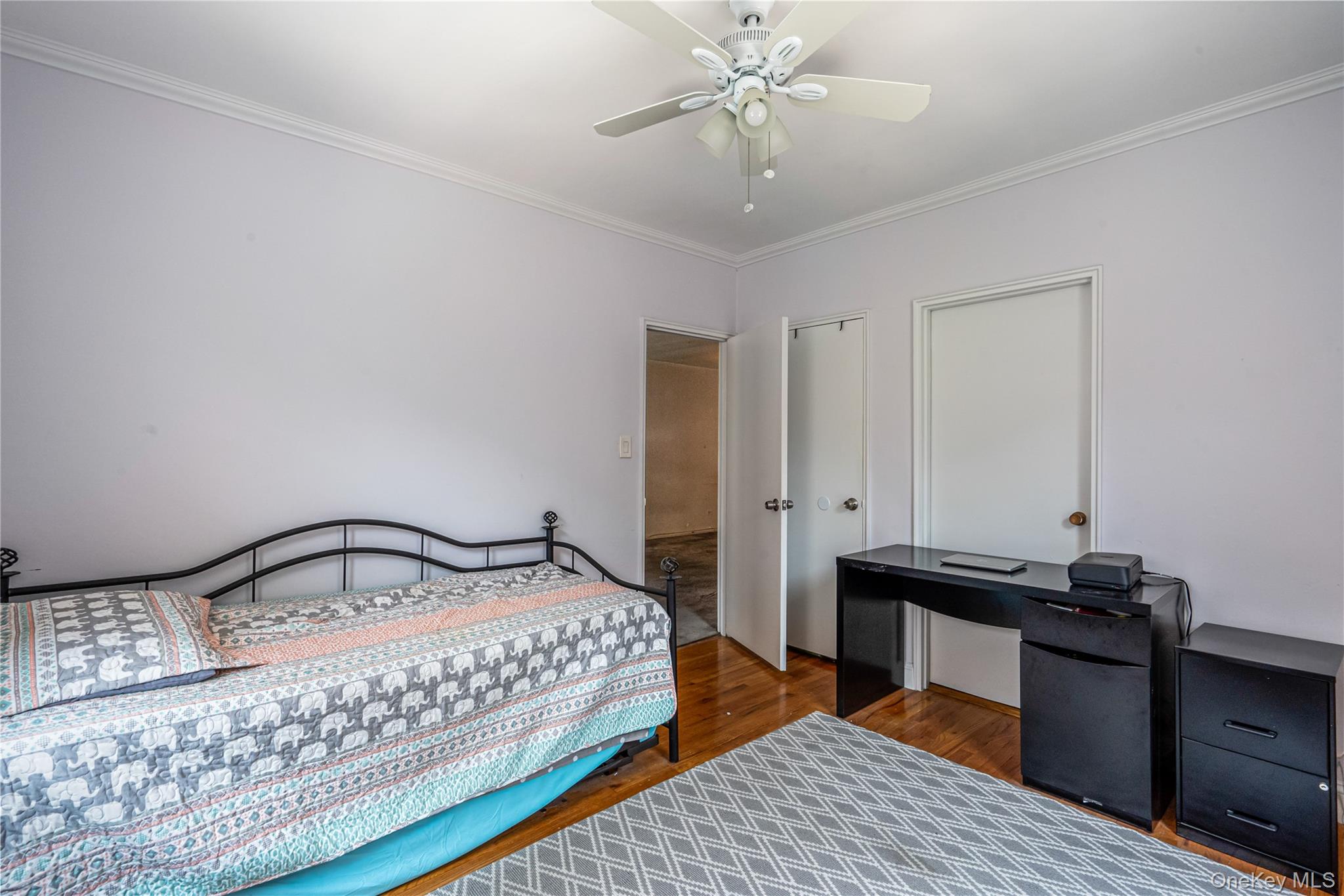 #7 photo, 102-30 Queens Boulevard, Forest Hills , NY 11375