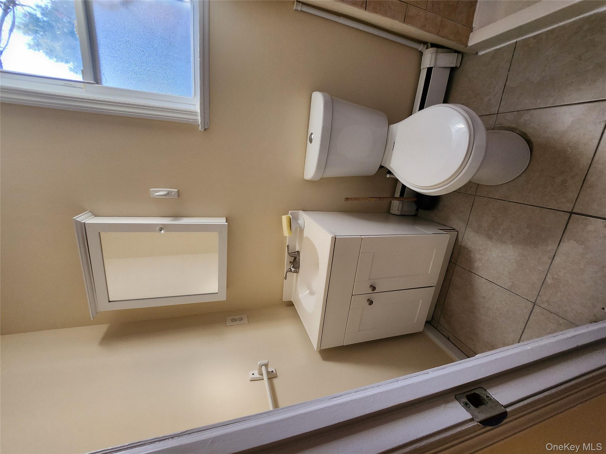 #7 photo, 571 Laurelton Boulevard, Long Beach , NY 11561