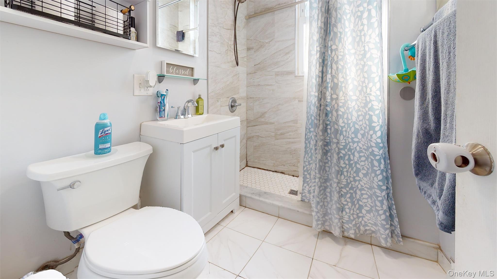 #17 photo, 3227 Fenton Avenue, Bronx , NY 10469