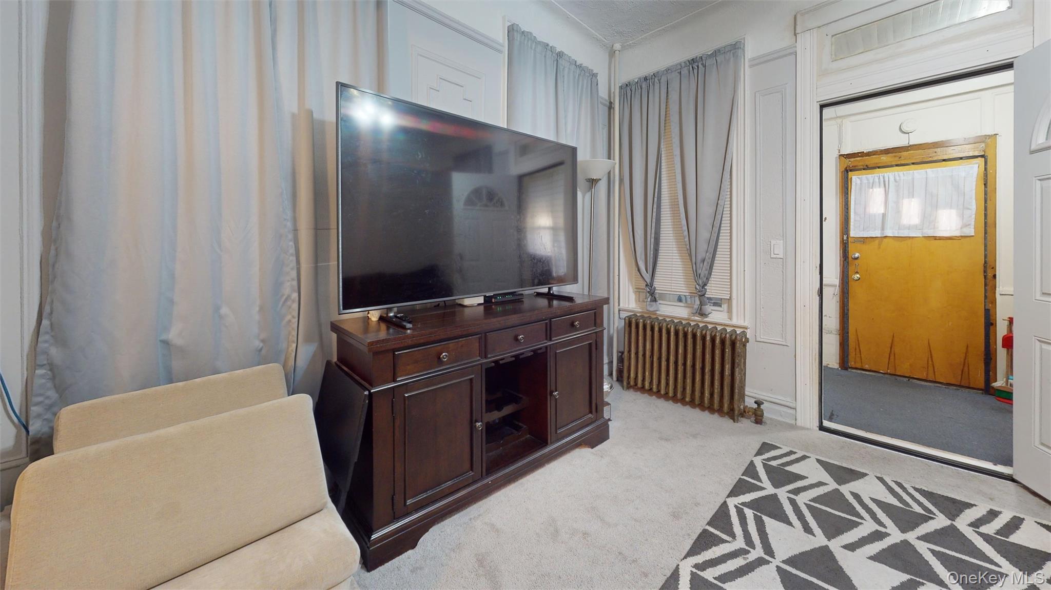 #4 photo, 3227 Fenton Avenue, Bronx , NY 10469