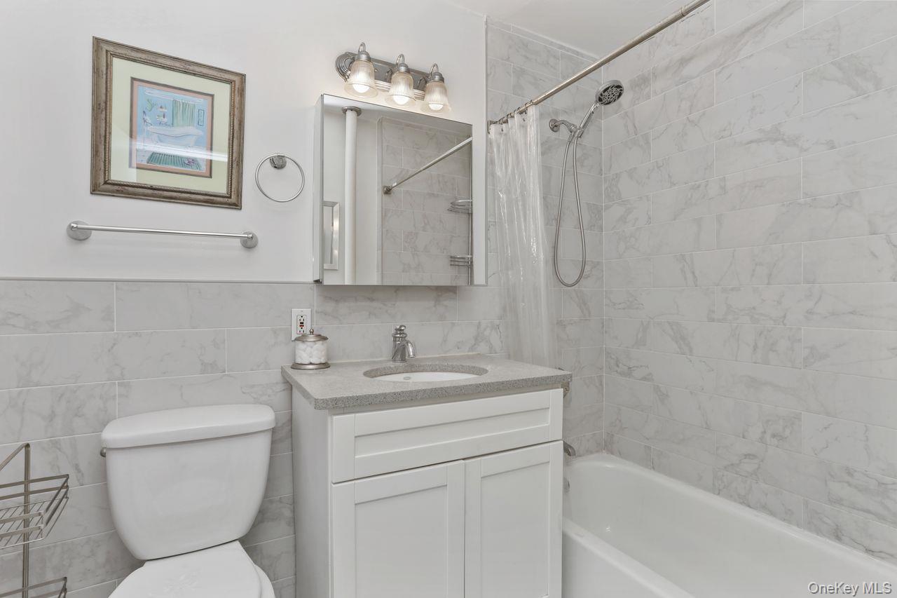 #11 photo, 604 Tompkins, Mamaroneck , NY 10543