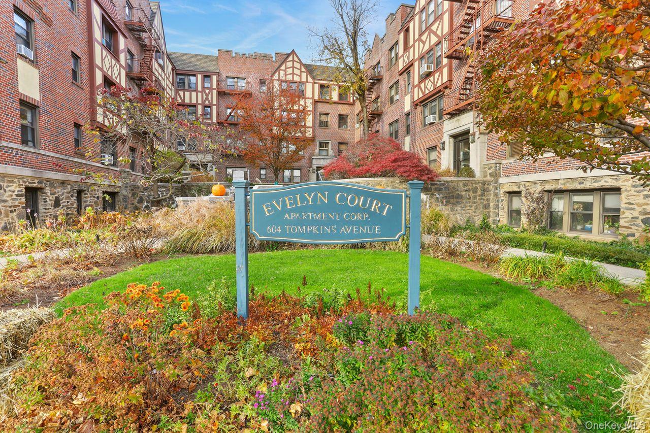 #5 photo, 604 Tompkins, Mamaroneck , NY 10543