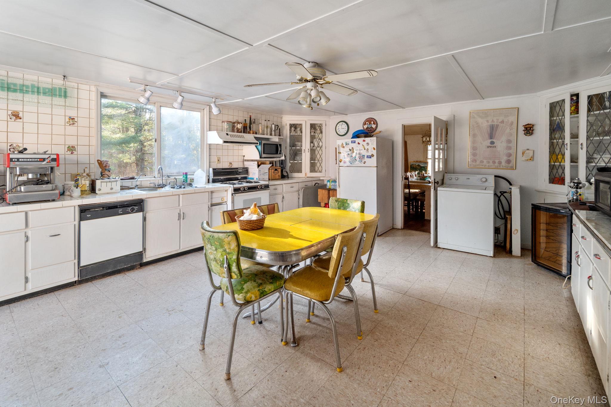 #4 photo, 403 Blueberry Hill Road, Call Listing Agent , NY 12122