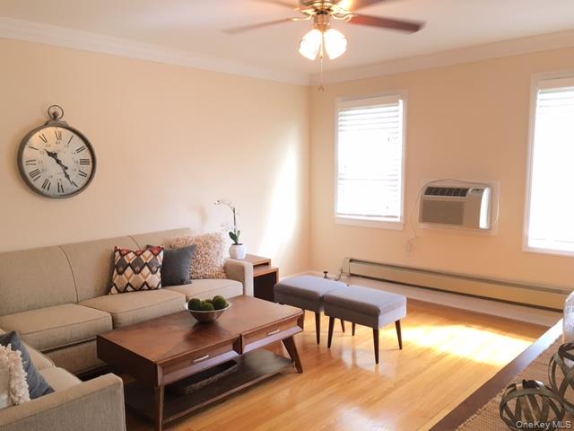 #3 photo, 1421 Broadway Avenue, Hewlett , NY 11557