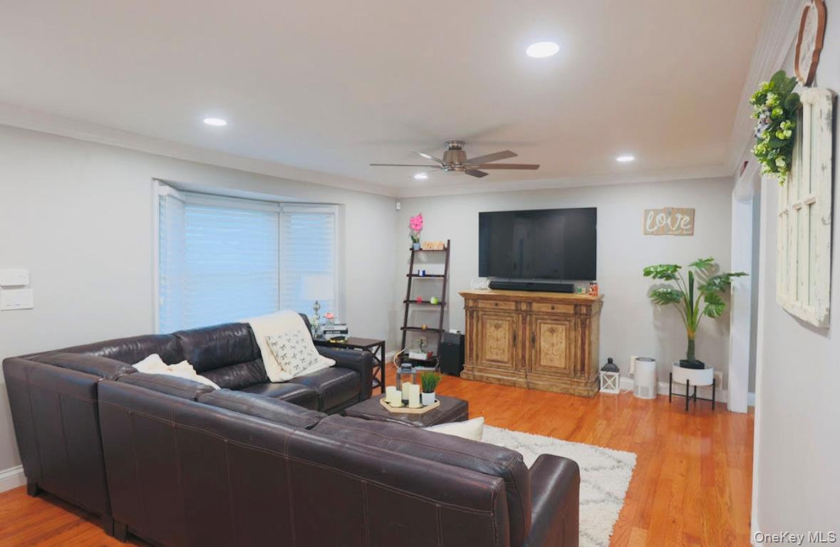 #4 photo, 407 Tree Road, سوفولك South Setauket , NY 11720