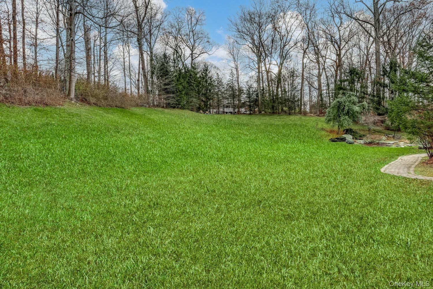 #5 photo, 22 Golden Road, Suffern , NY 10901