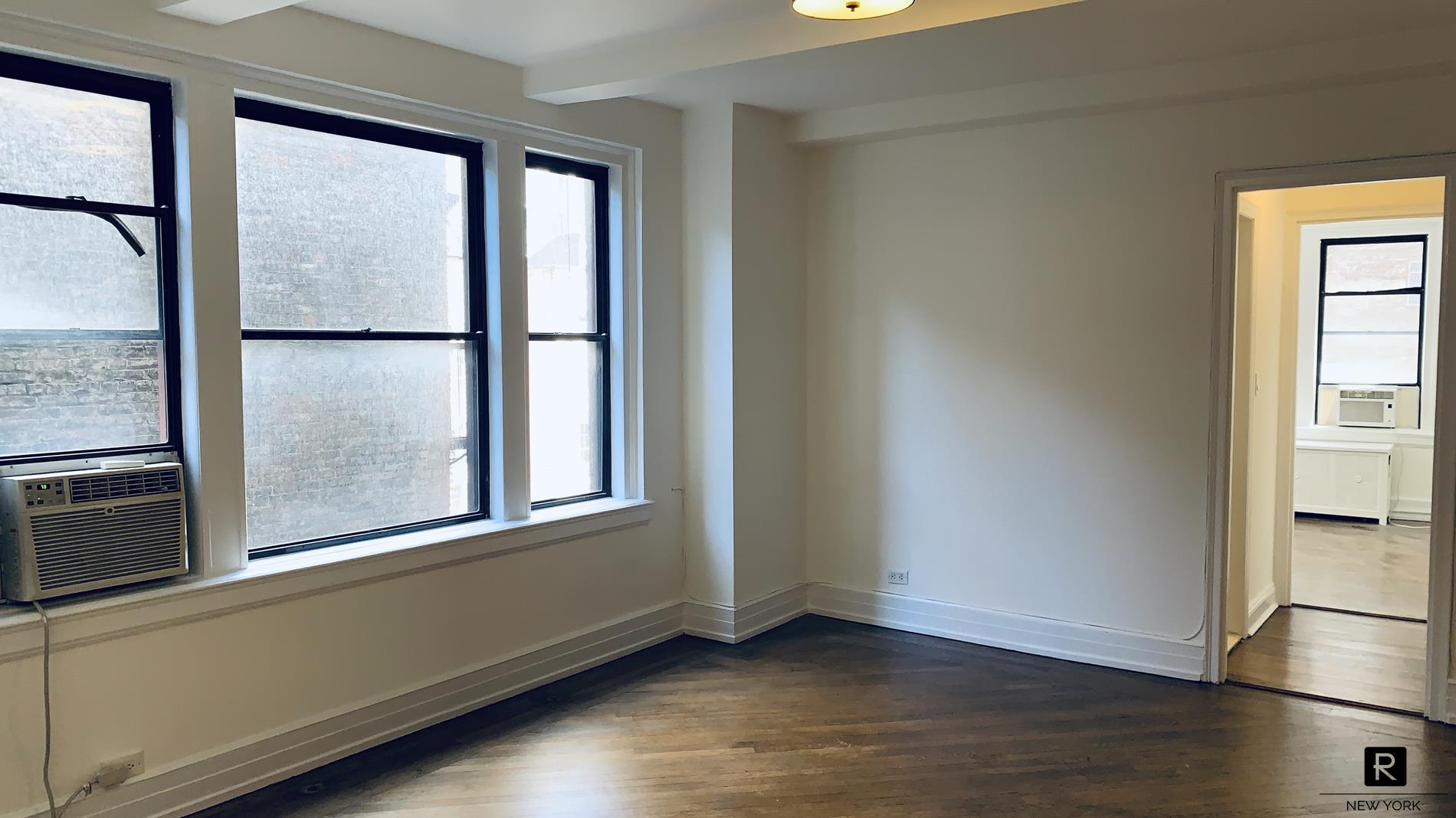 #4 photo, New York City, Greenwich Village , NY 10003