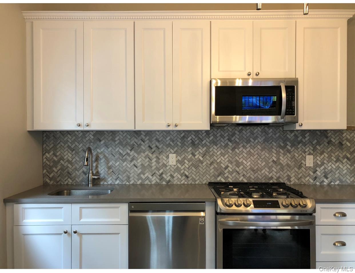 #11 photo, 40 Main Street, Dobbs Ferry , NY 10522