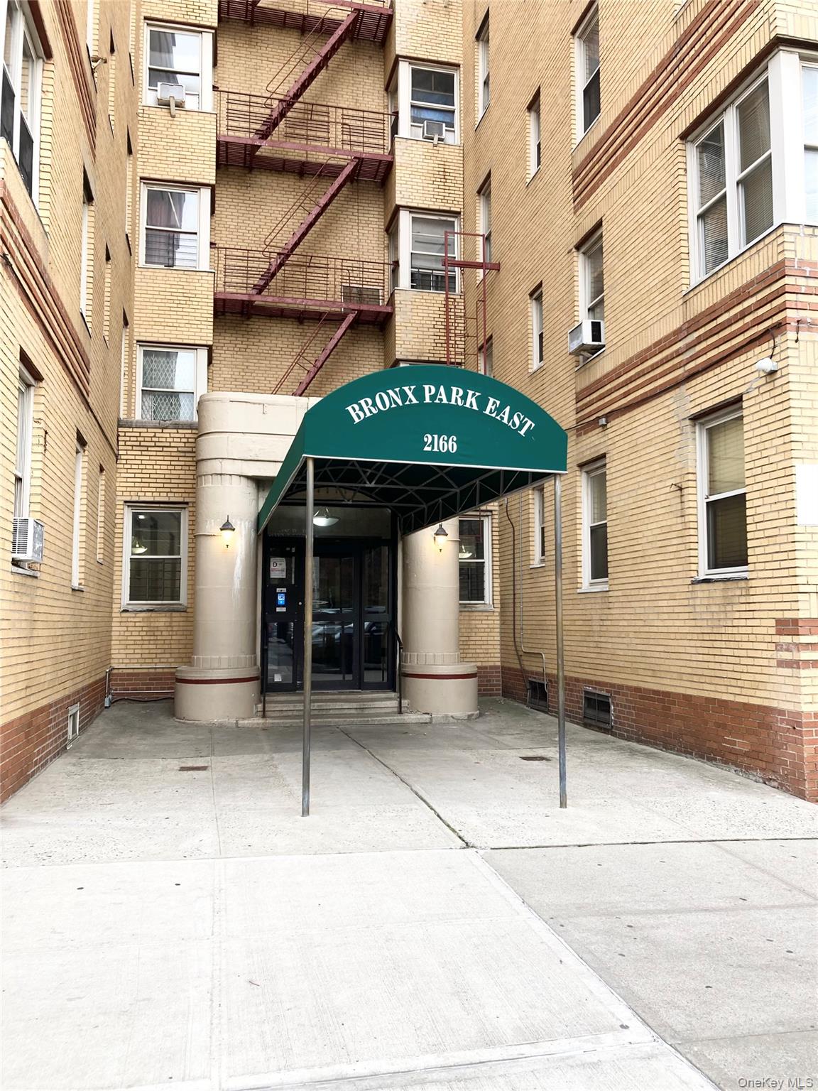 #1 photo, 2166 Bronx Park East, Bronx , NY 10462