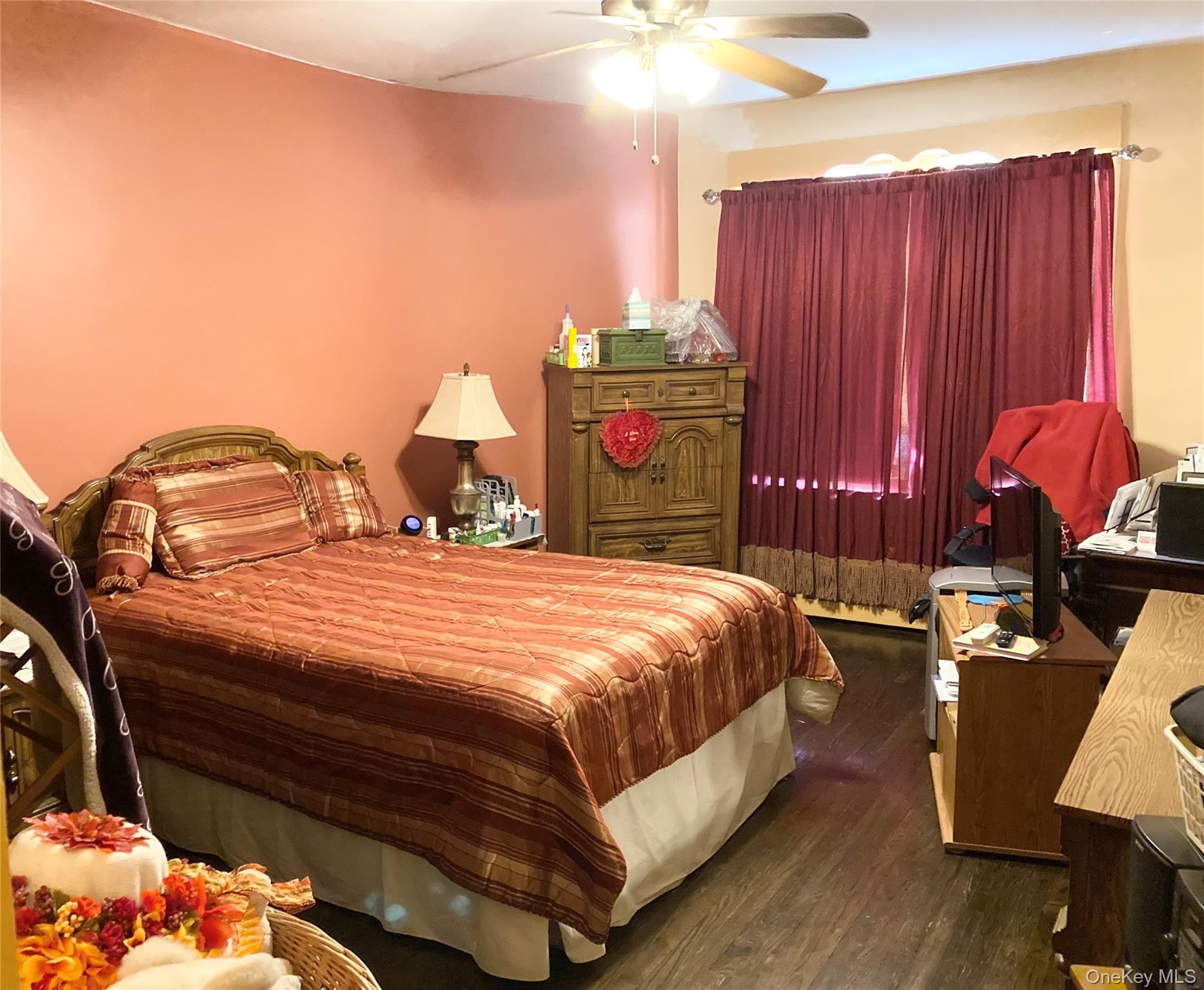 #6 photo, 2166 Bronx Park East, Bronx , NY 10462