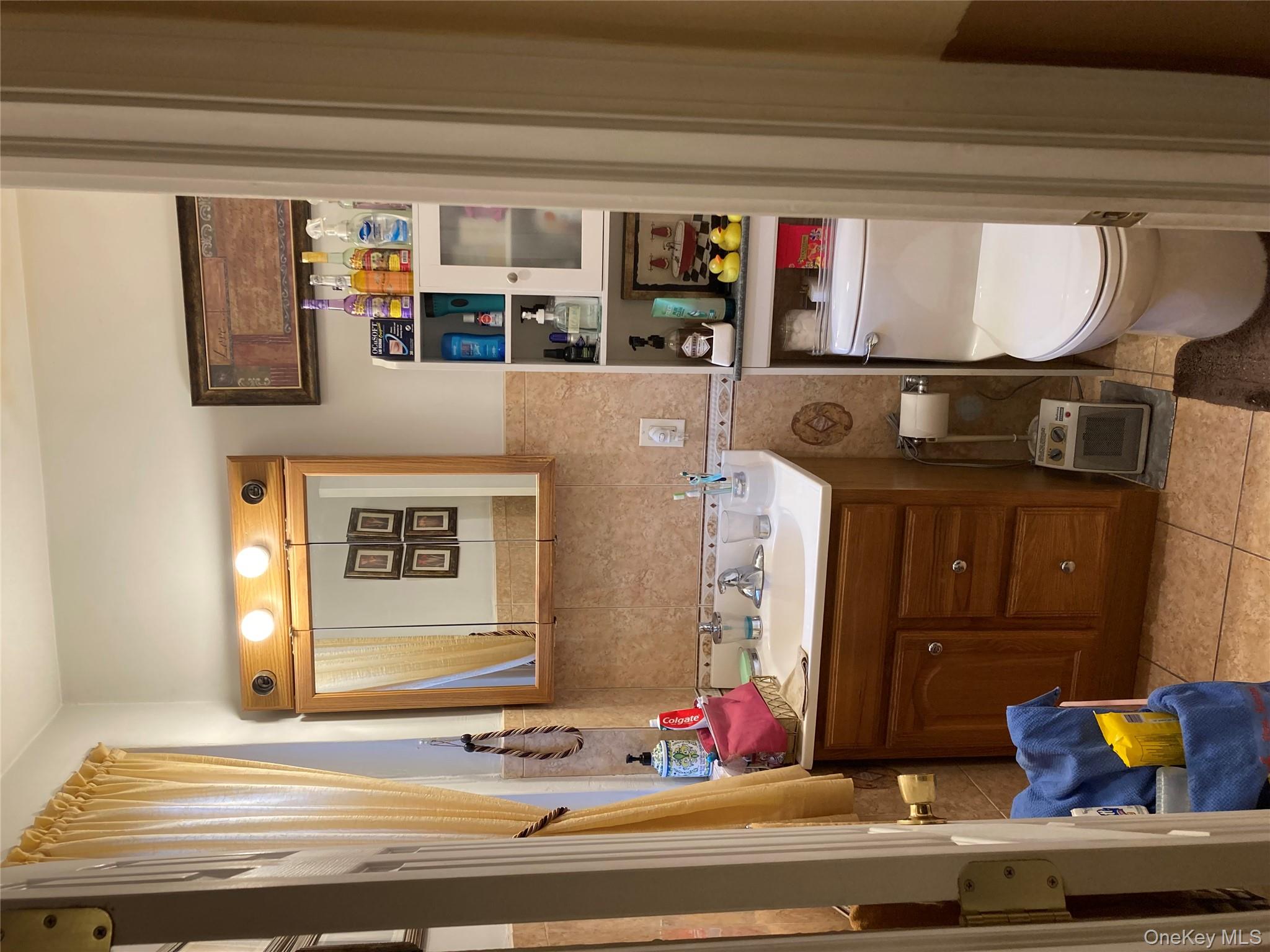 #8 photo, 2166 Bronx Park East, Bronx , NY 10462