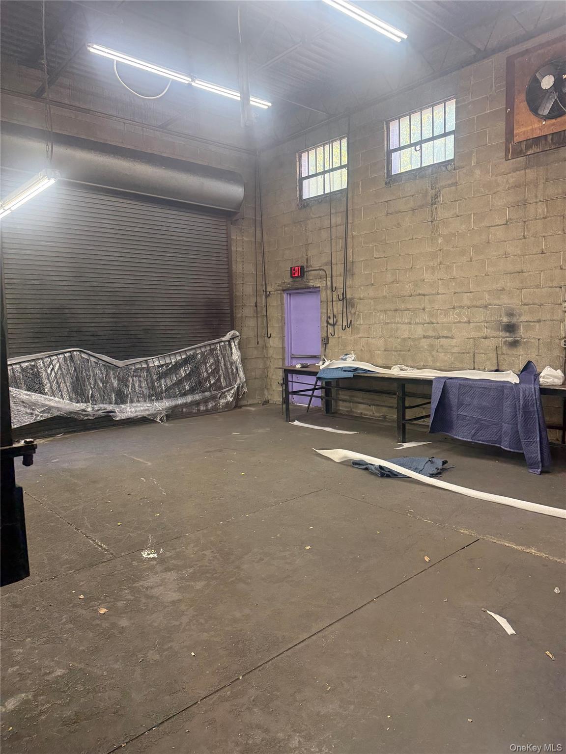 #4 photo, 1039 West Jericho Turnpike, Smithtown , NY 11787