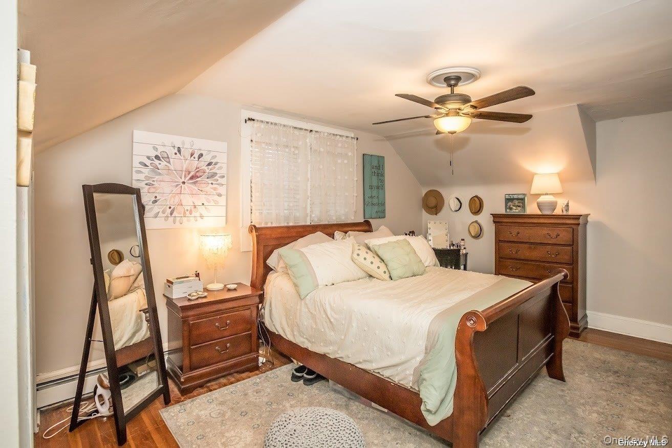 #17 photo, 2 Elm Place, Glen Head , NY 11545