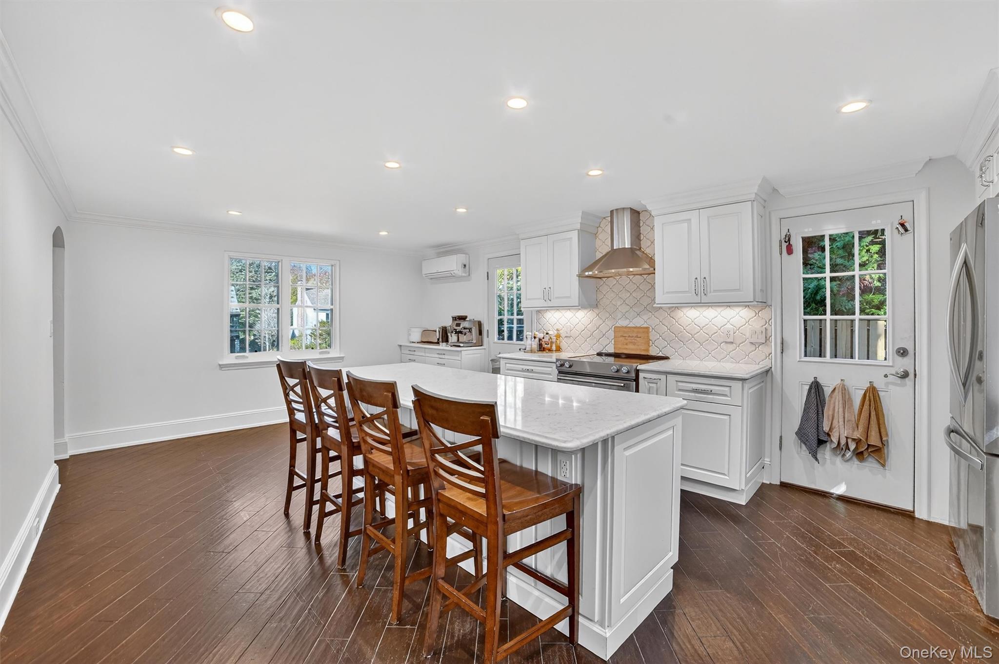 #10 photo, 20 Whistler Road, Scarsdale , NY 10583