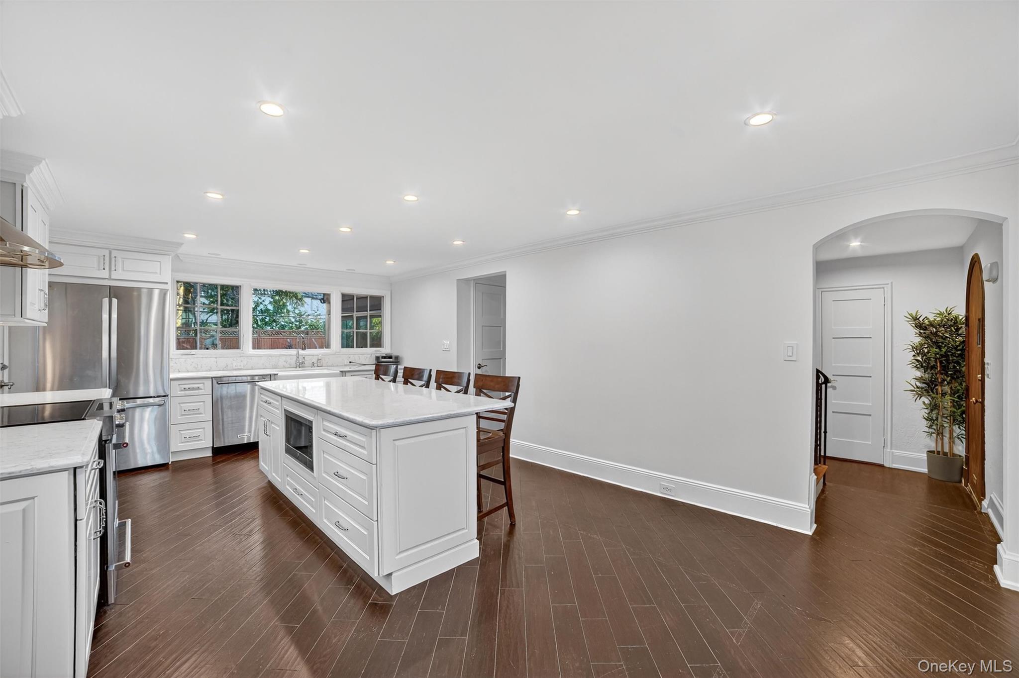 #12 photo, 20 Whistler Road, Scarsdale , NY 10583