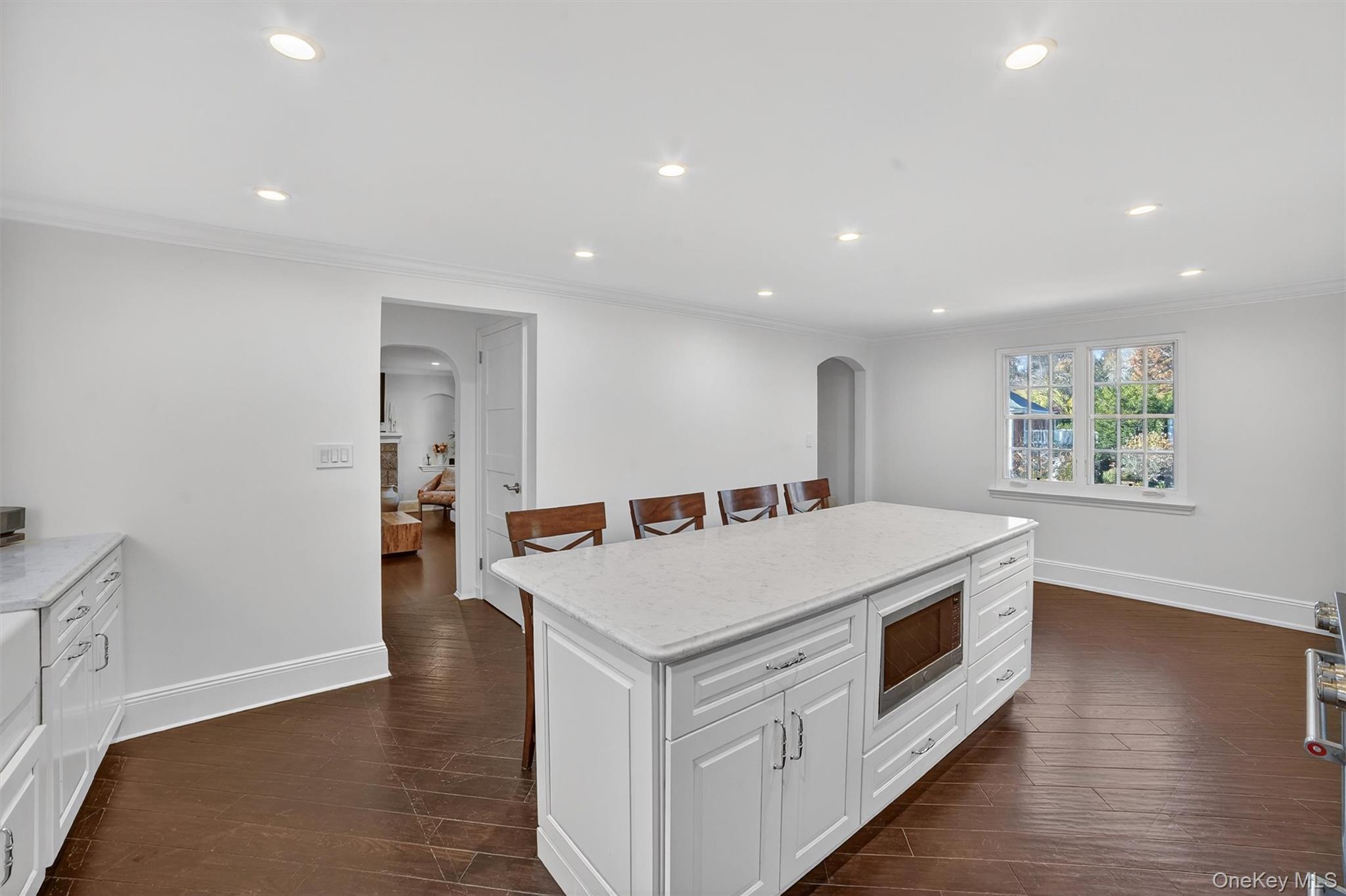 #9 photo, 20 Whistler Road, Scarsdale , NY 10583