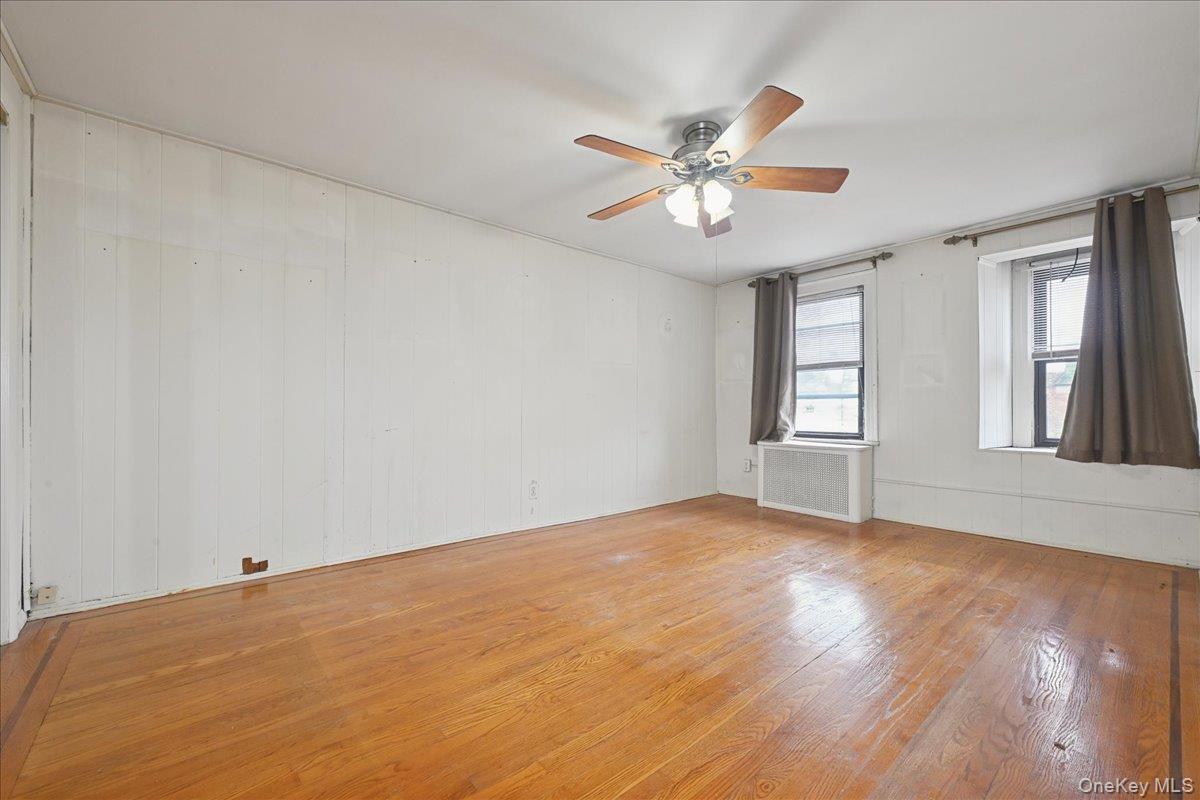 #17 photo, 33 Dartmouth Street, Valley Stream , NY 11581