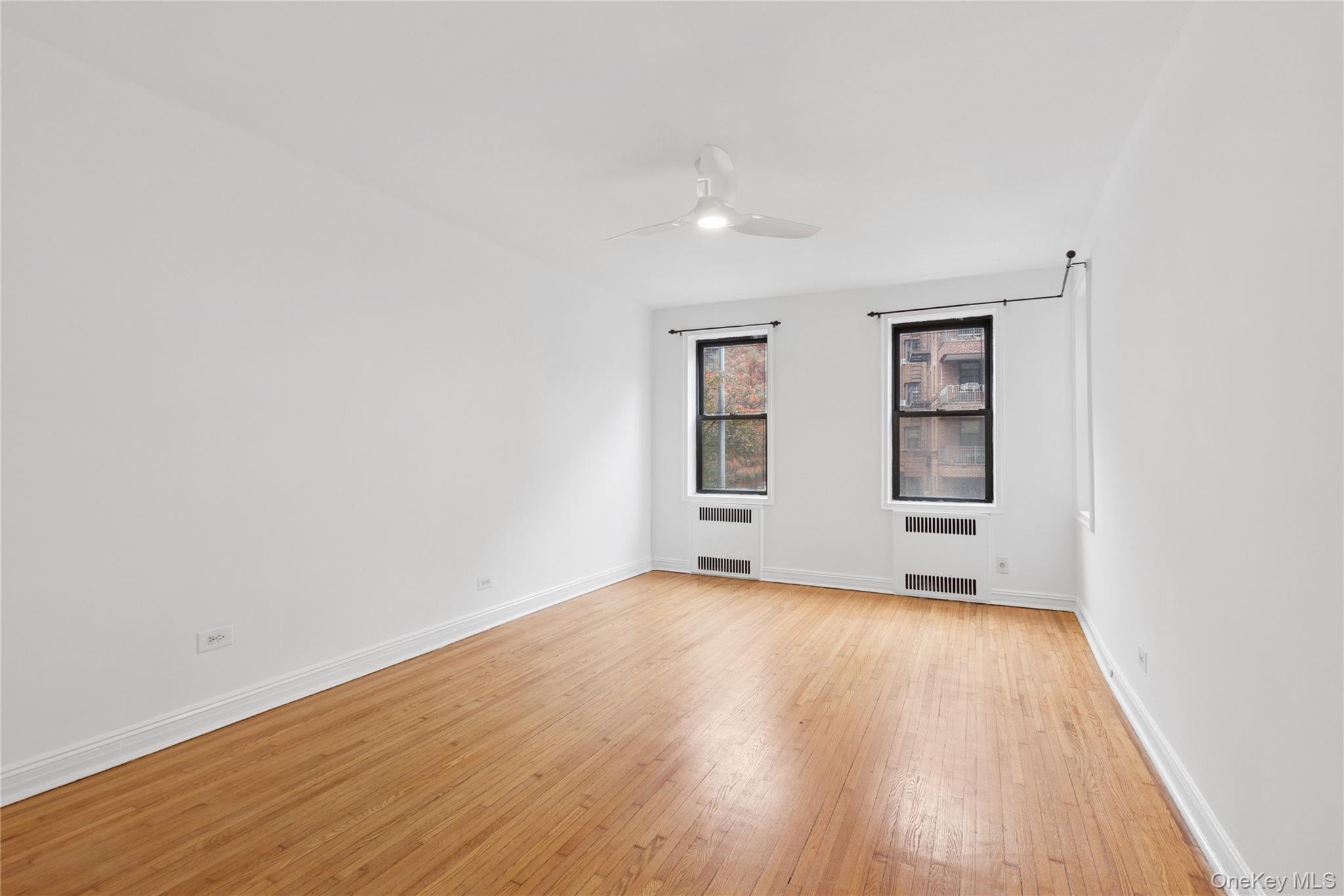 #10 photo, 69-40 Yellowstone Boulevard, Forest Hills , NY 11375