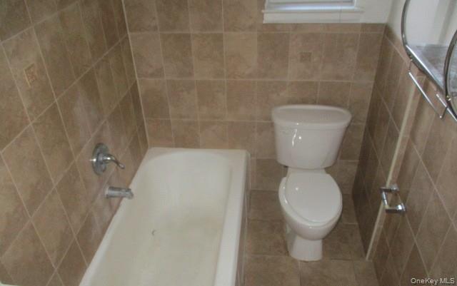 #7 photo, 135-12 77 Avenue, Flushing , NY 11367