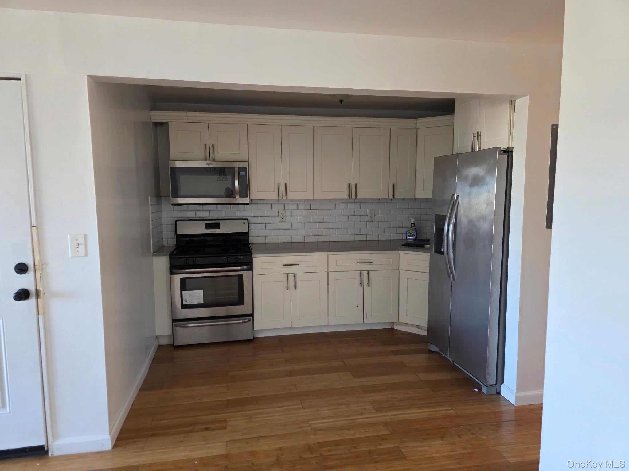 #2 photo, 168 Beach 30th Street, Far Rockaway , NY 11691