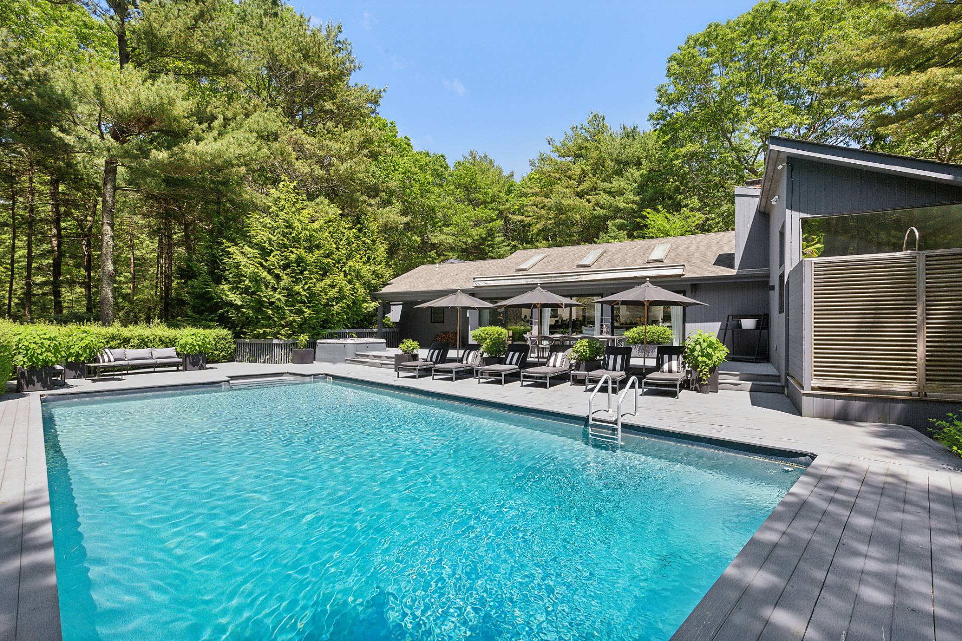 #34 photo, 4 Bull Path Close, East Hampton , NY 11937
