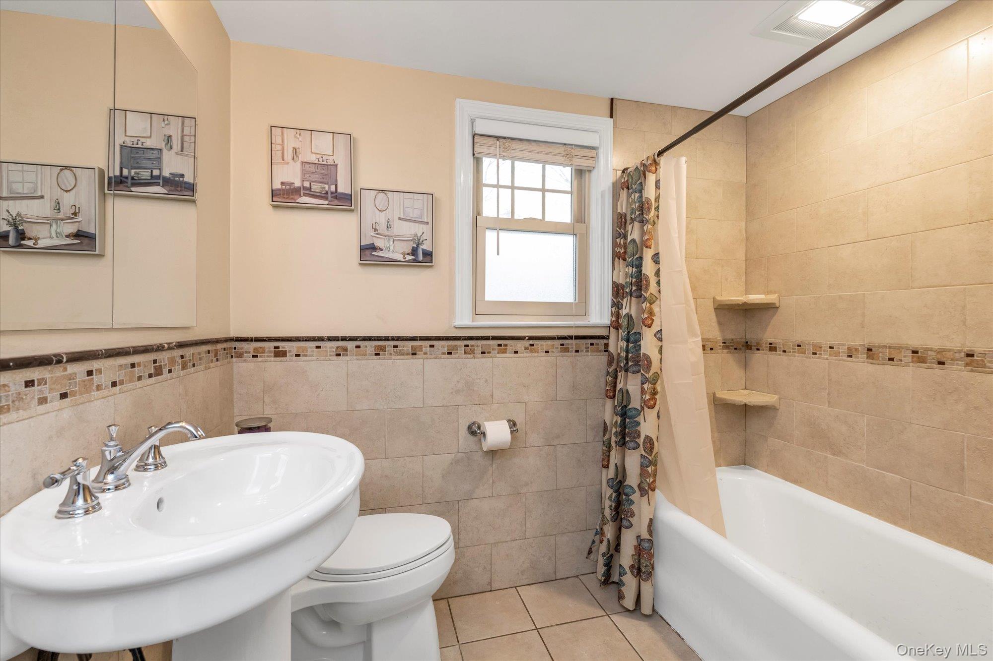 #13 photo, 100 Nassau Avenue, Malverne , NY 11565