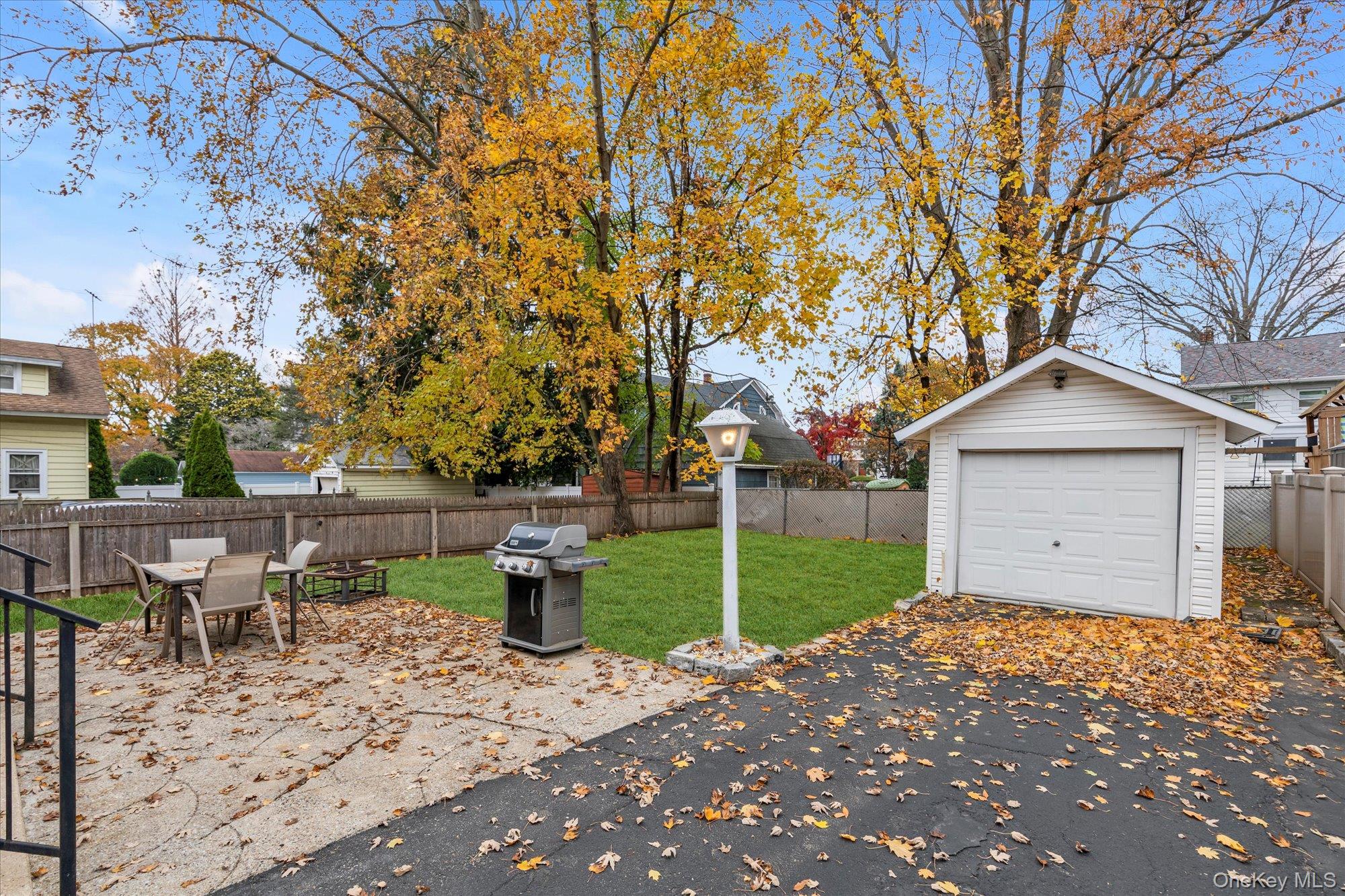 #16 photo, 100 Nassau Avenue, Malverne , NY 11565