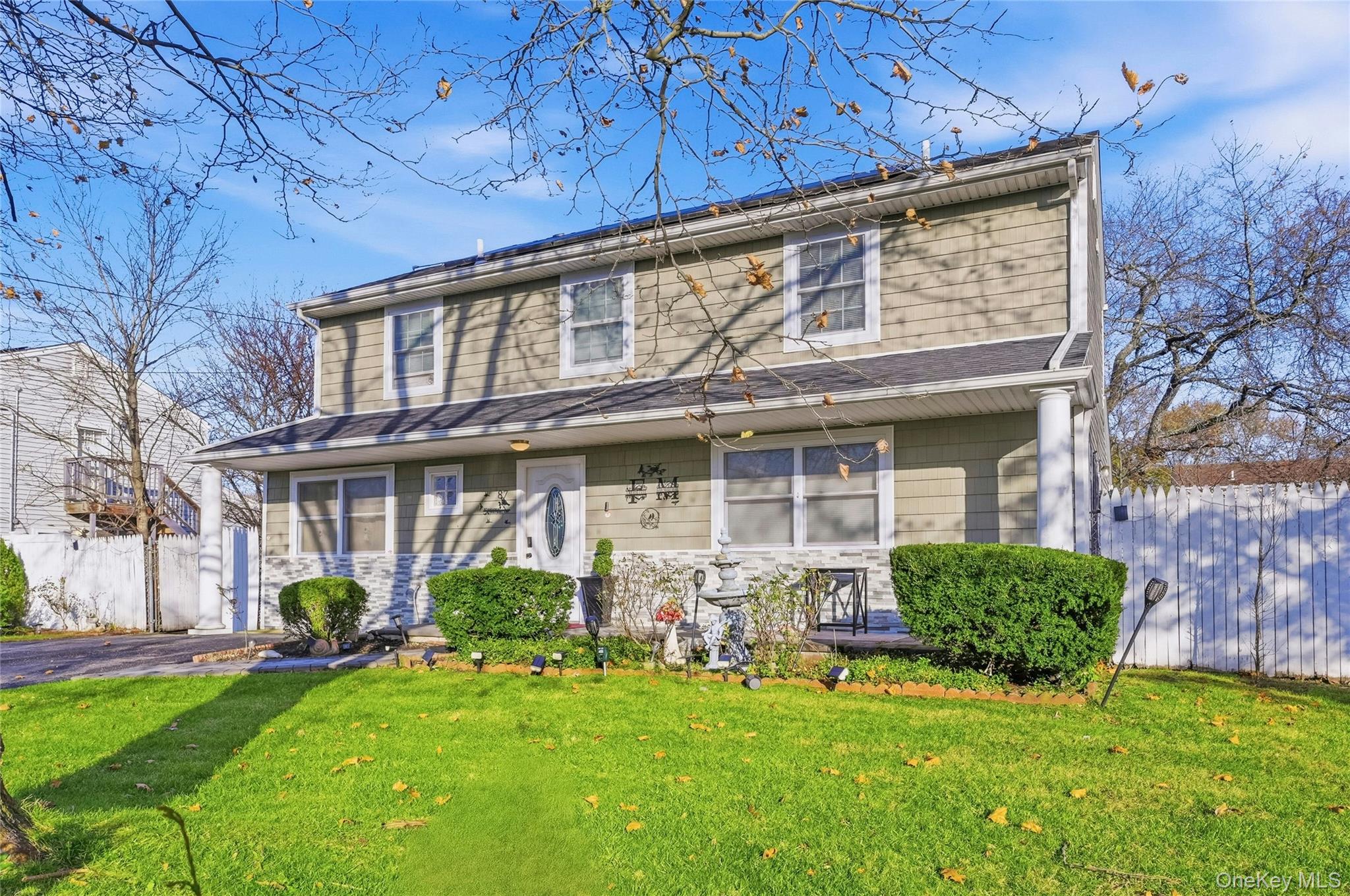 #2 photo, 87 Root Avenue, Central Islip , NY 11722