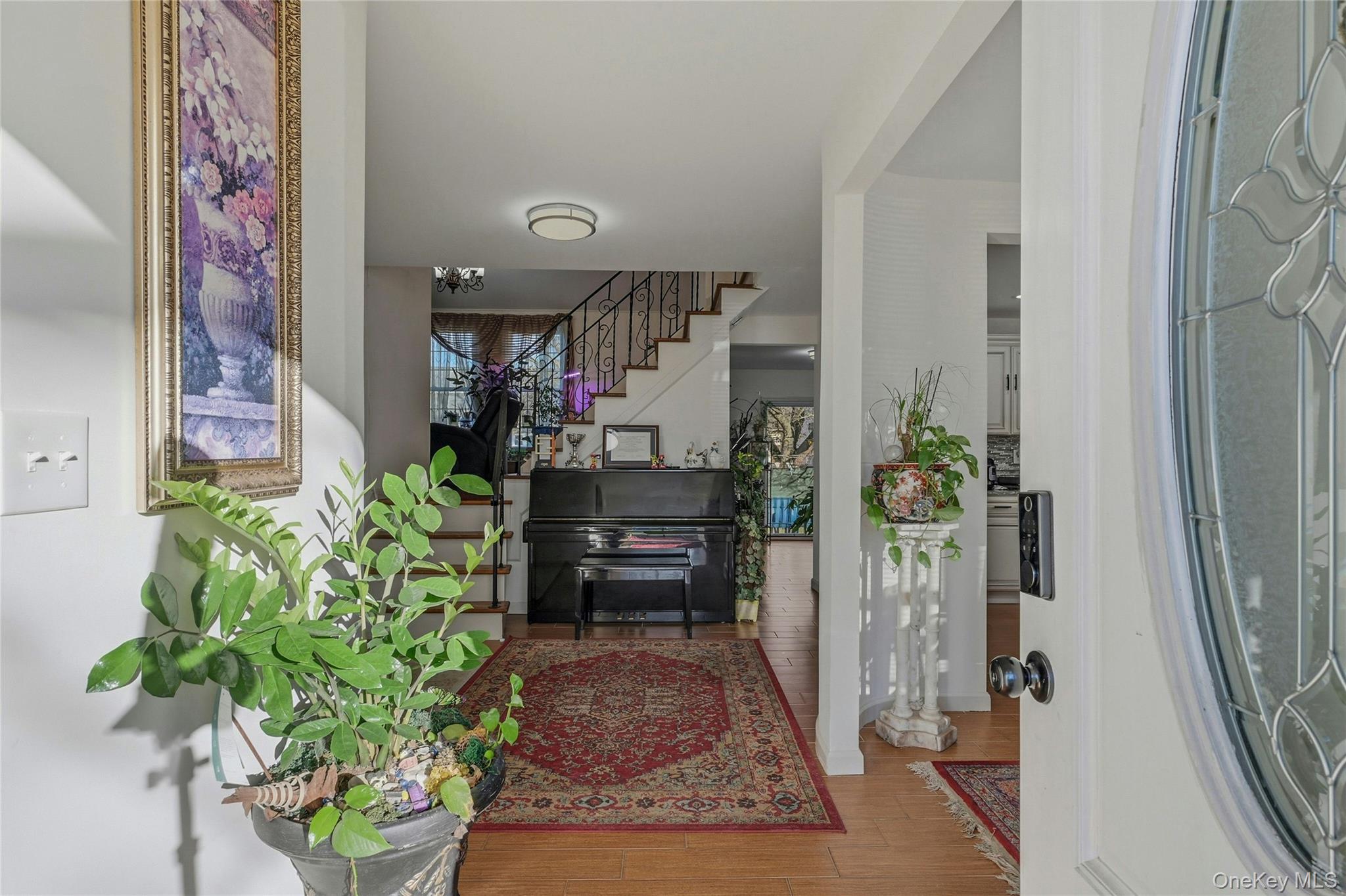 #4 photo, 87 Root Avenue, Central Islip , NY 11722