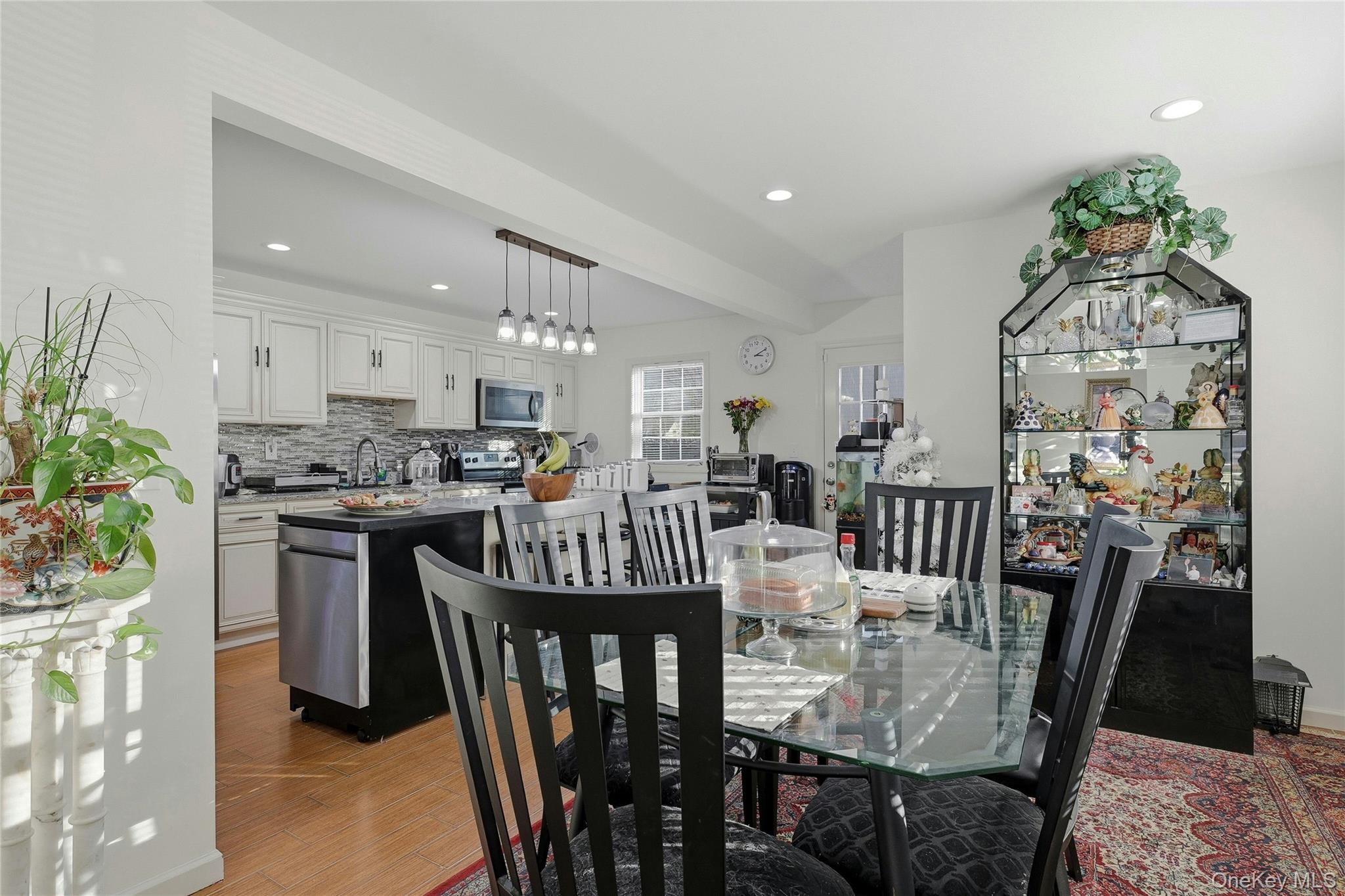 #6 photo, 87 Root Avenue, Central Islip , NY 11722