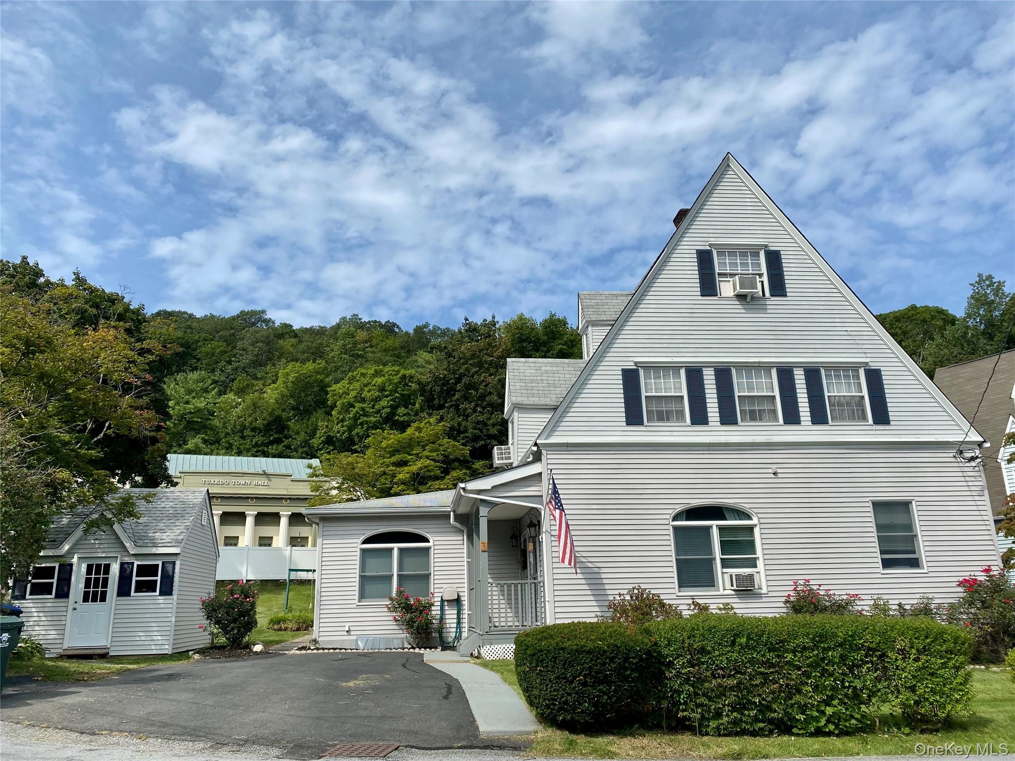 #1 photo, 1 Library Road, Tuxedo Park , NY 10987