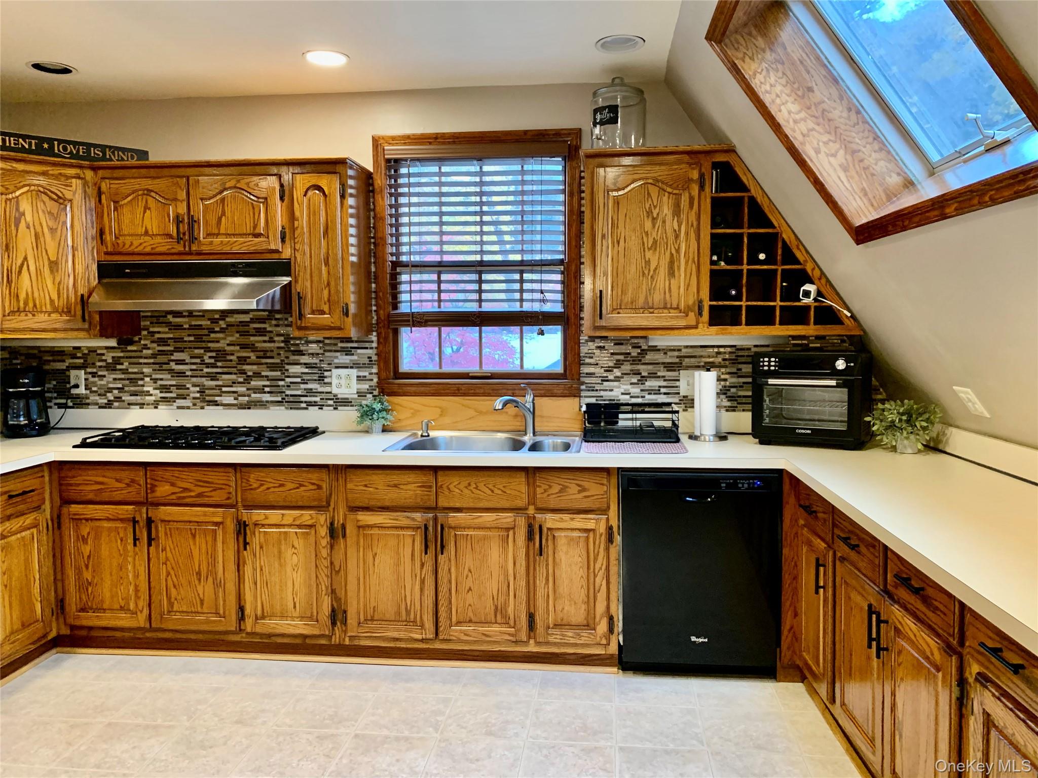 #7 photo, 1 Library Road, Tuxedo Park , NY 10987