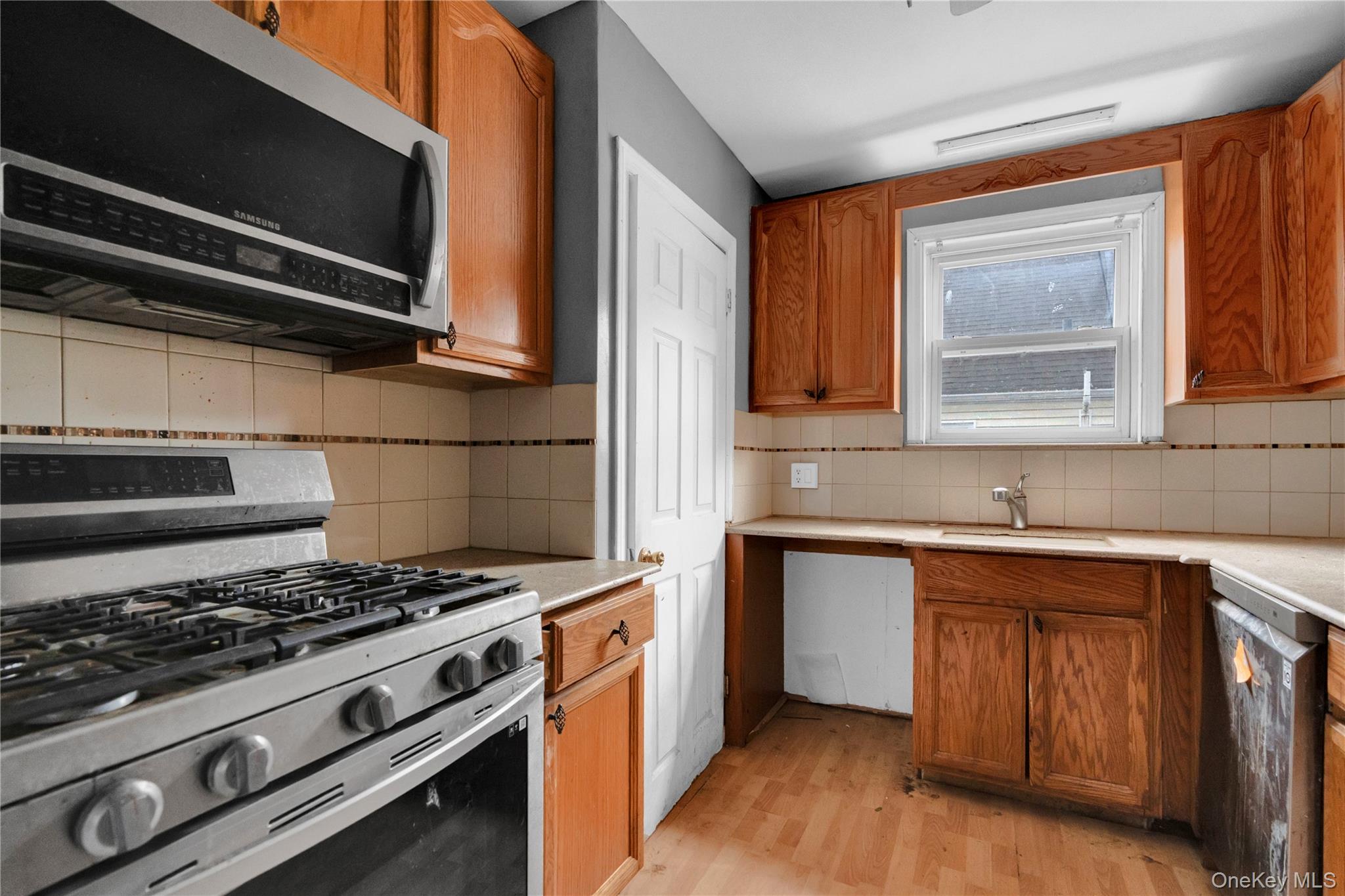 #9 photo, 32 Tibbetts Road, Yonkers , NY 10705