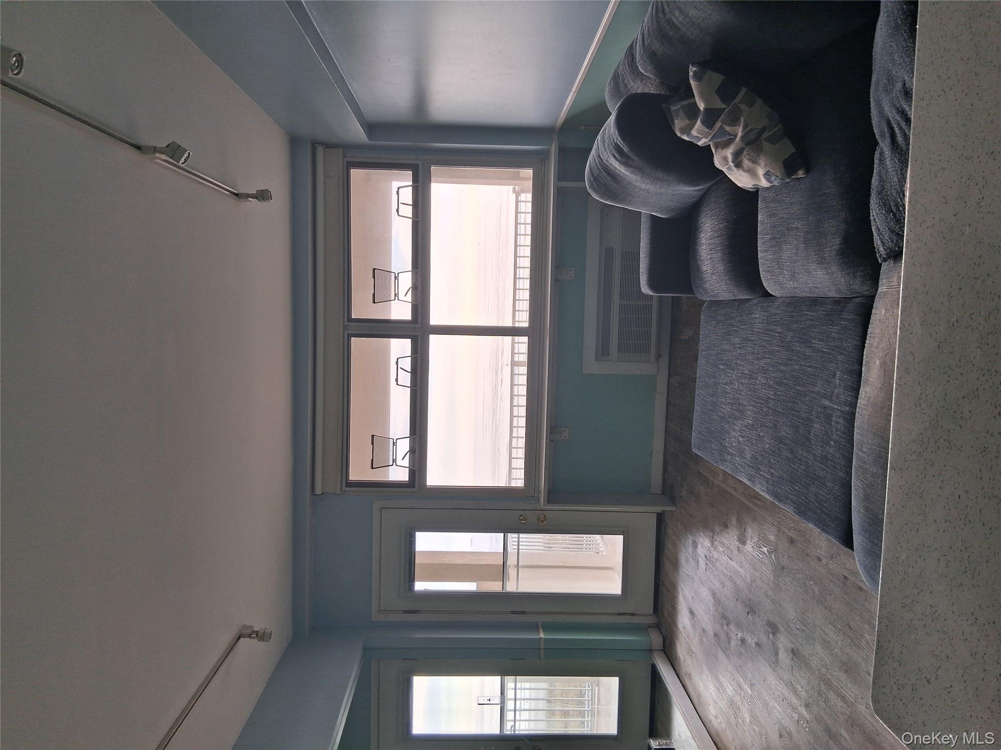 #7 photo, 250 Shore Road, Long Beach , NY 11561