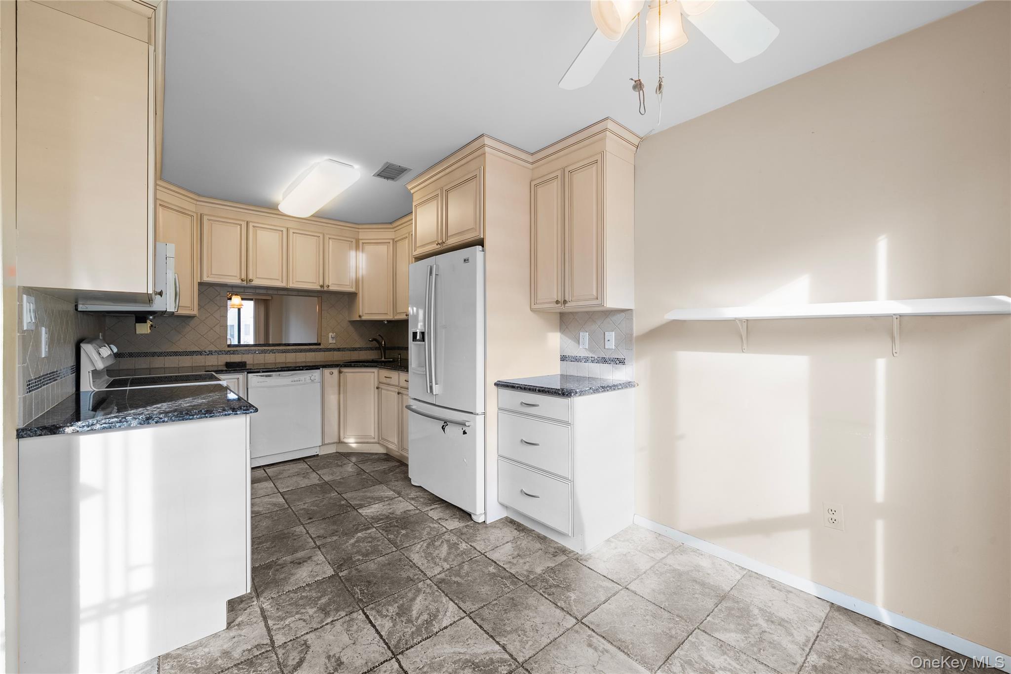 #3 photo, 64 Stanford Court, Wantagh , NY 11793