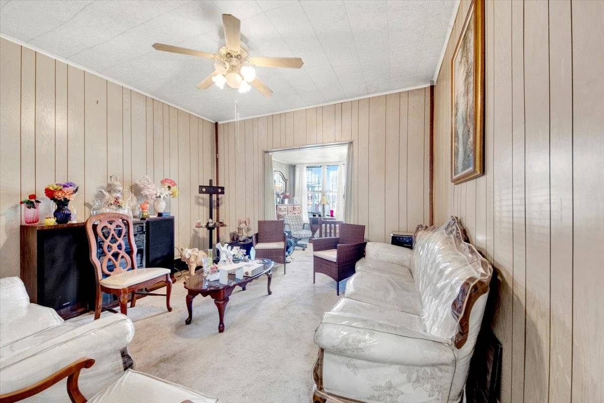 #13 photo, 1238 Colgate Ave, برونكس Bronx , NY 10472