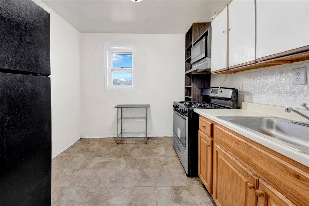 #8 photo, 1238 Colgate Ave, برونكس Bronx , NY 10472