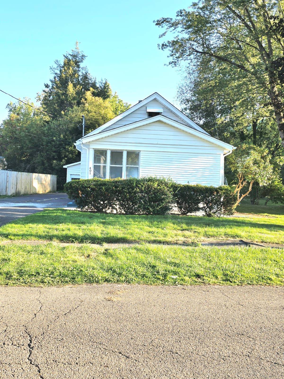 #13 photo, 401 WILLOW ST, Vestal , NY 13850