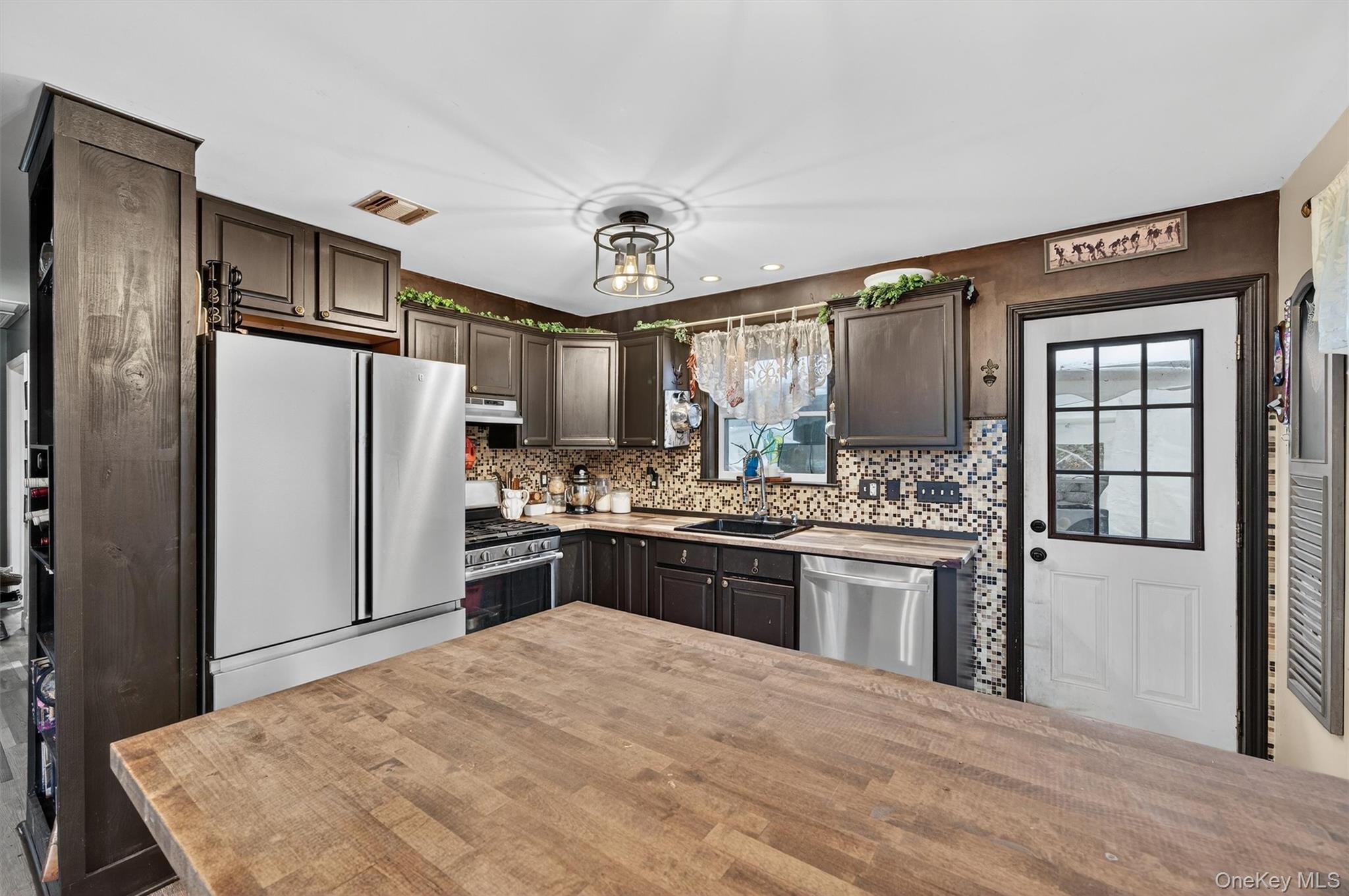 #9 photo, 23 Crotty Court, Monroe , NY 10950