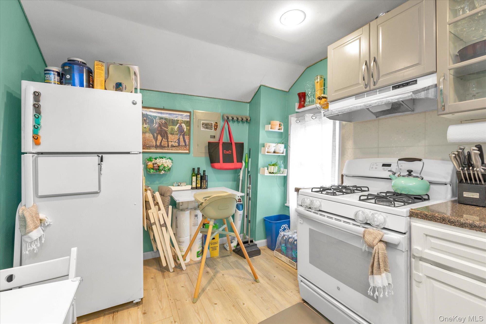 #17 photo, 21812 141st Road, Laurelton , NY 11413