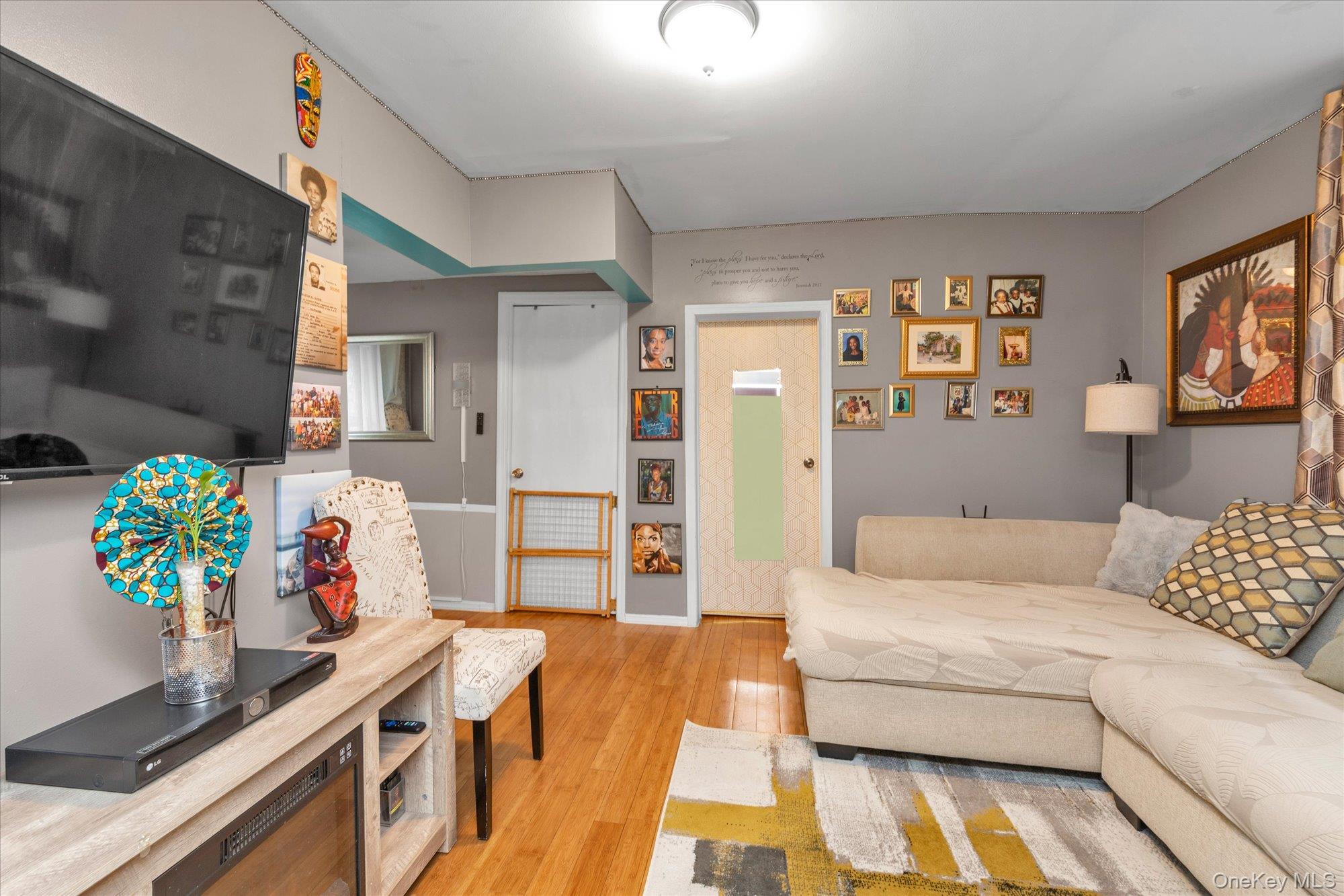 #2 photo, 21812 141st Road, Laurelton , NY 11413