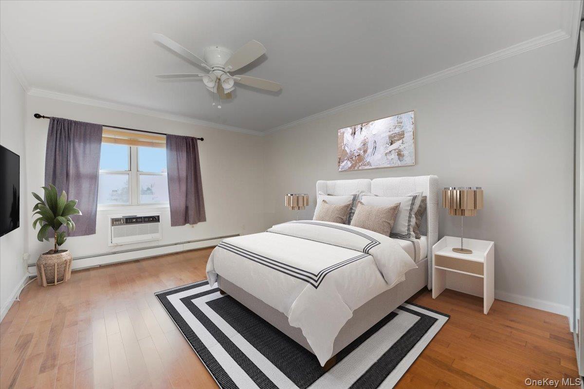 #13 photo, 90 S Park Avenue, Rockville Centre , NY 11570