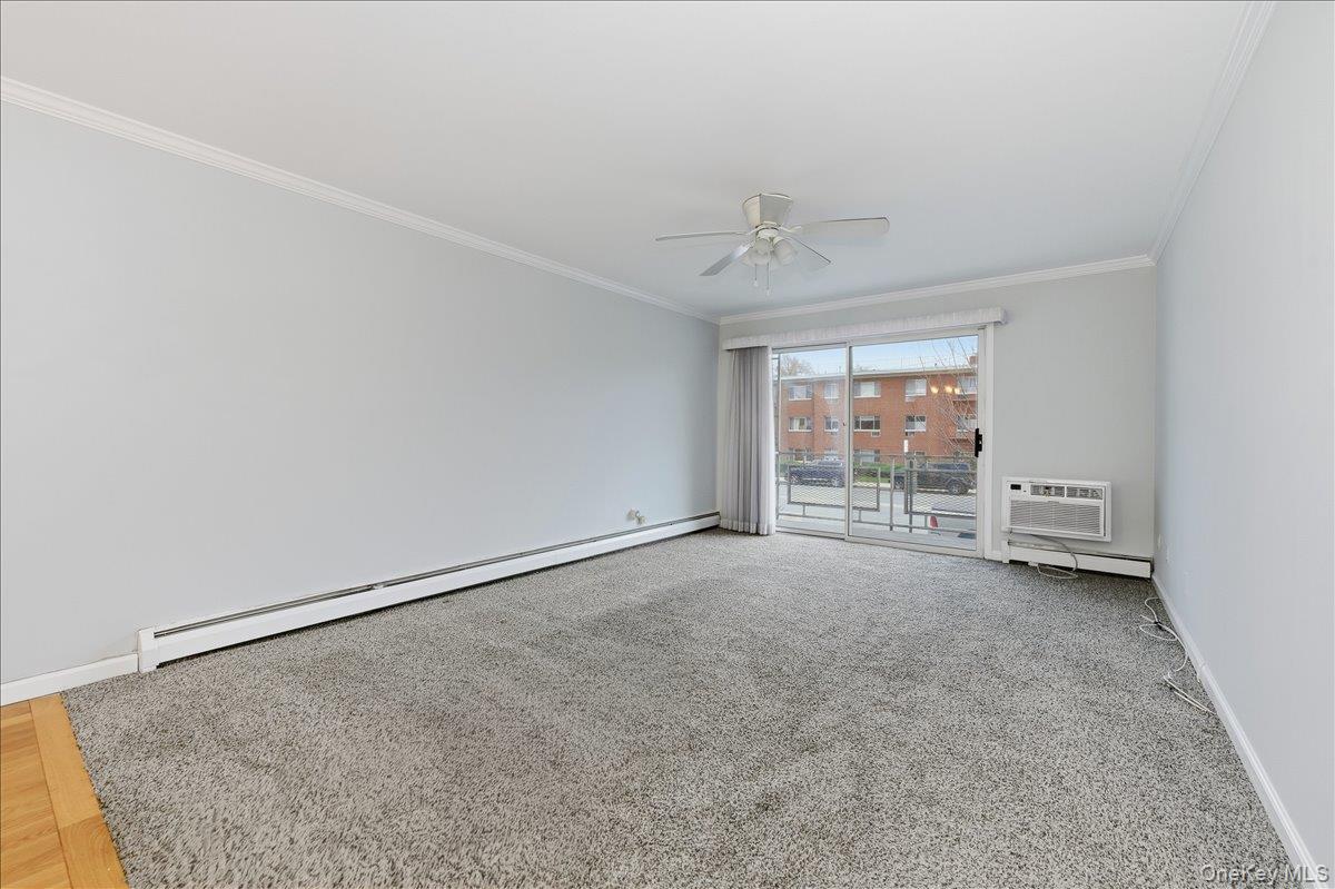 #7 photo, 90 S Park Avenue, Rockville Centre , NY 11570