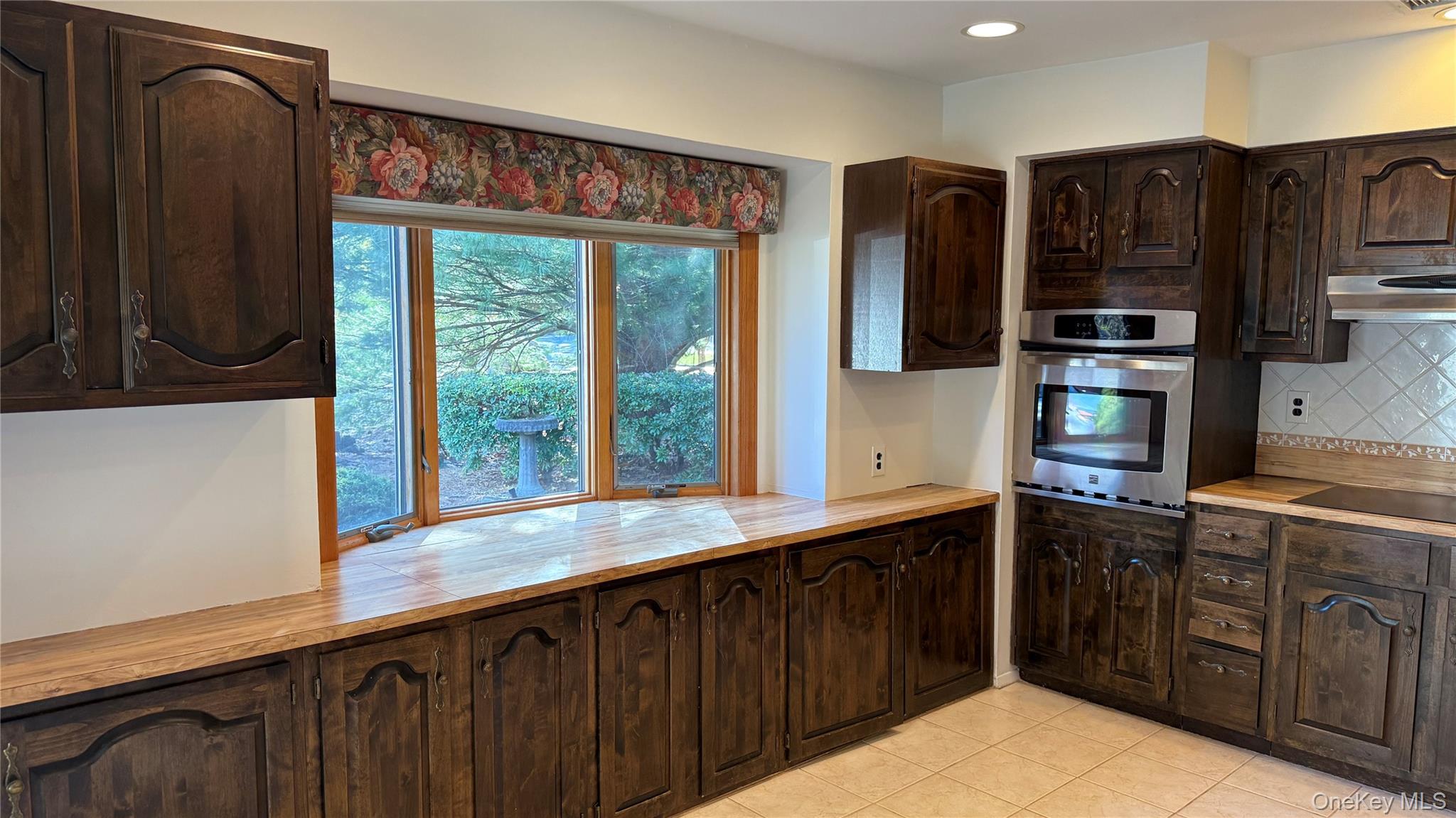 #12 photo, 89 Sawtooth Cove, Port Jefferson , NY 11777