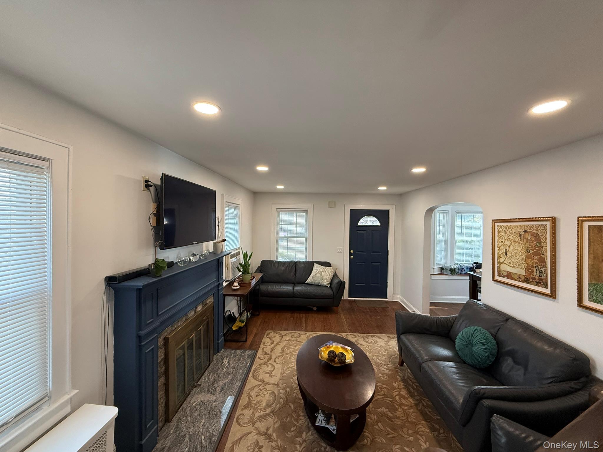 #9 photo, 204 N Grove Street, Valley Stream , NY 11580