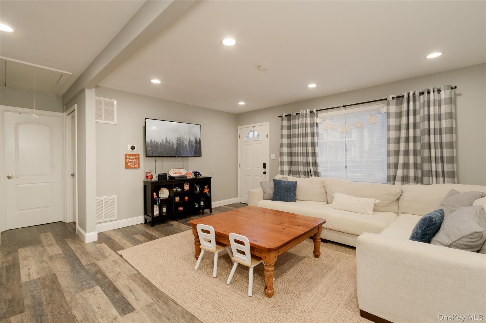 #6 photo, 21 Wabil Road, Miller Place , NY 11764